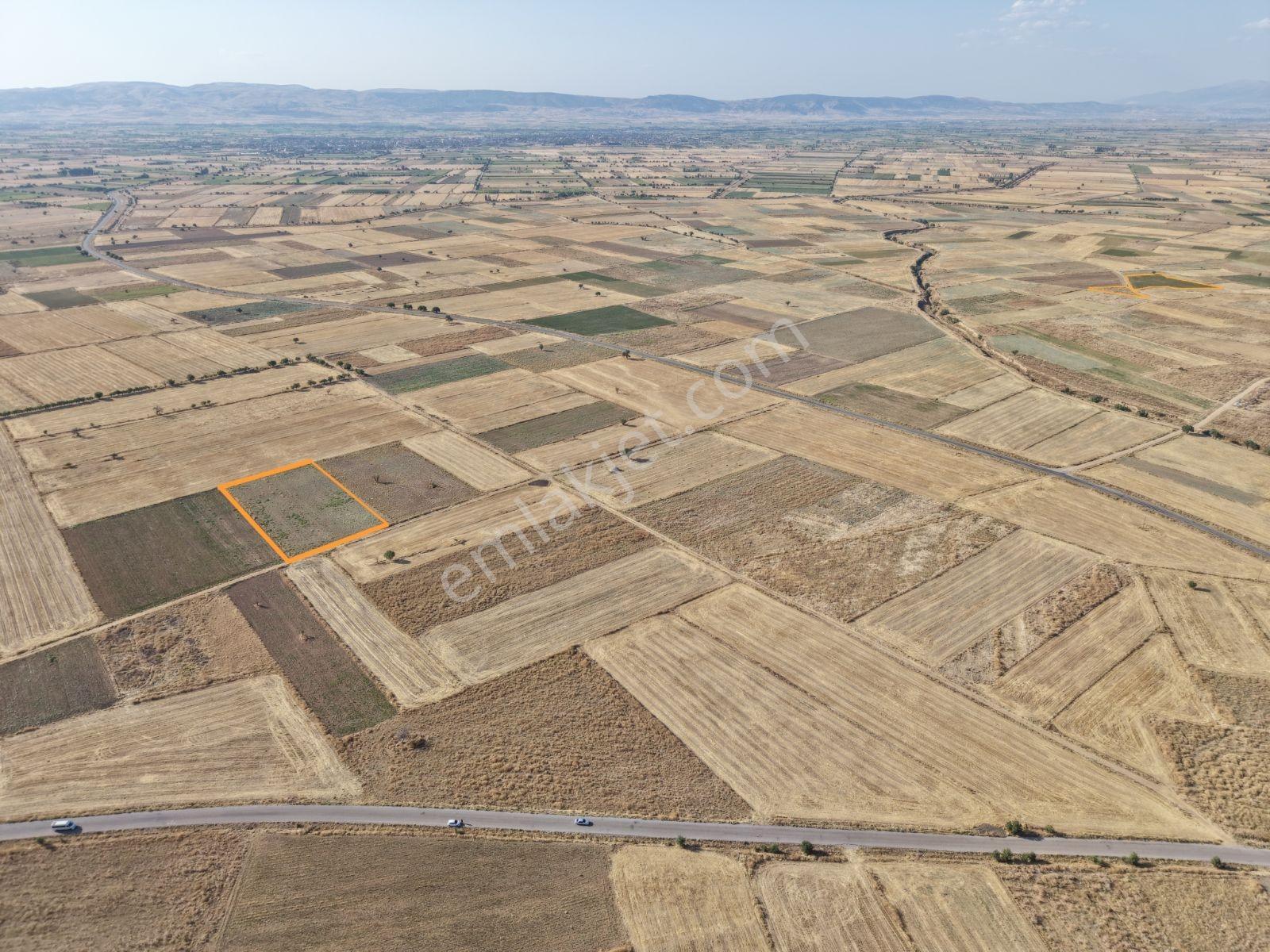 Lobby Fortis'ten Çivril Kıralan'da 6.835 M2 Satılık Tarla — fotoğraf 3