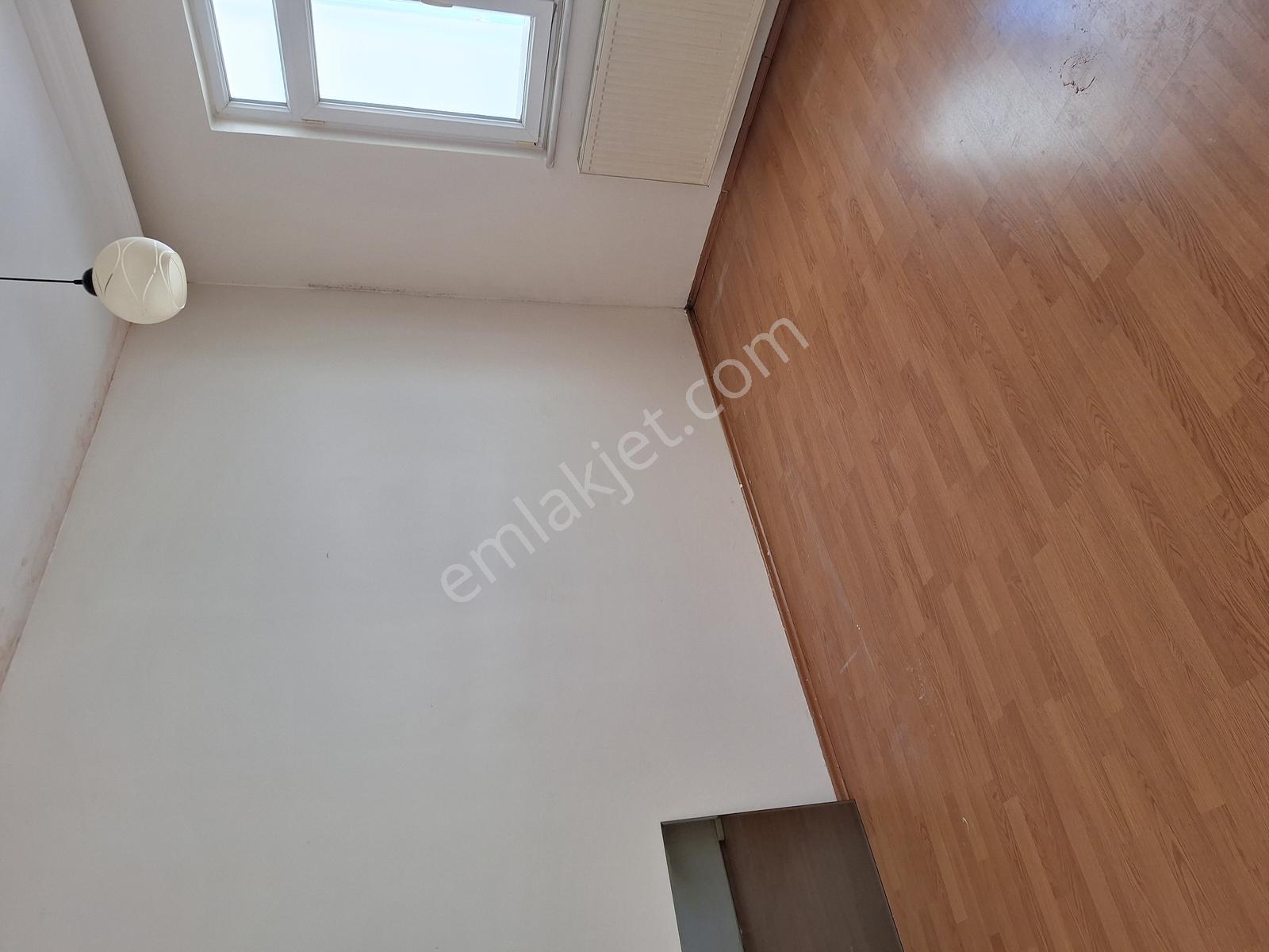 Eyüp Merkez Mahallesinde 3+1 Ferah Manzaralı Akkuzu G.menkulden! — fotoğraf 13