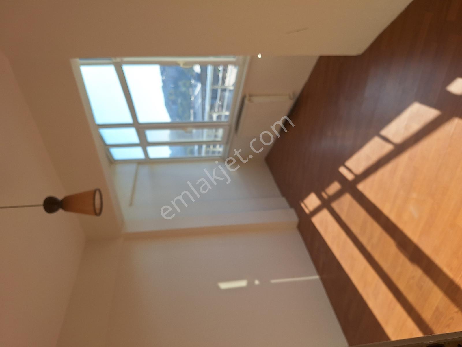 Eyüp Merkez Mahallesinde 3+1 Ferah Manzaralı Akkuzu G.menkulden! — fotoğraf 14