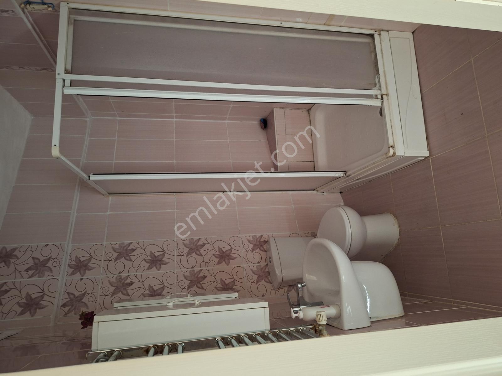 Eyüp Merkez Mahallesinde 3+1 Ferah Manzaralı Akkuzu G.menkulden! — fotoğraf 22