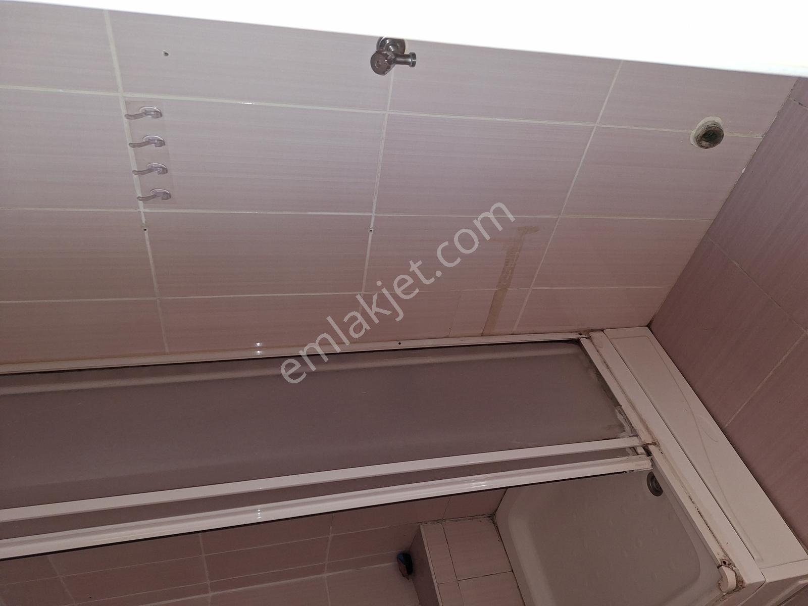 Eyüp Merkez Mahallesinde 3+1 Ferah Manzaralı Akkuzu G.menkulden! — fotoğraf 24