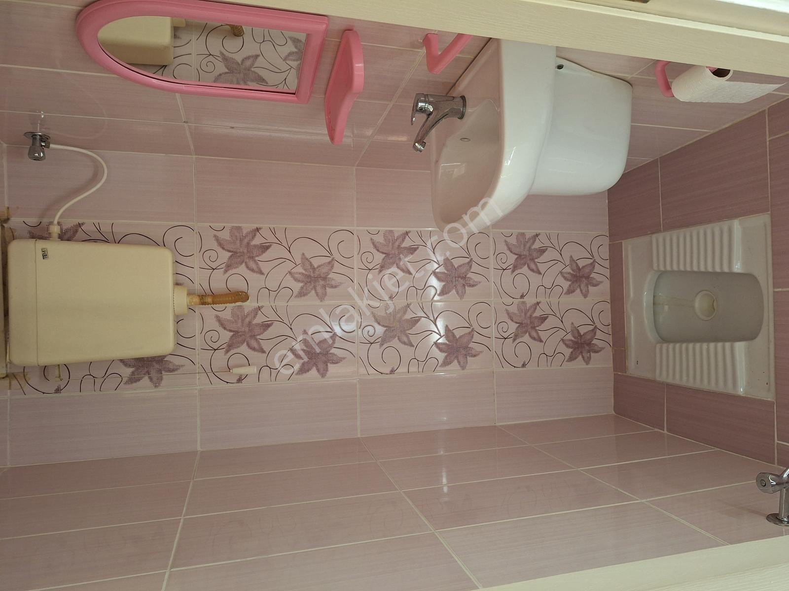 Eyüp Merkez Mahallesinde 3+1 Ferah Manzaralı Akkuzu G.menkulden! — fotoğraf 26