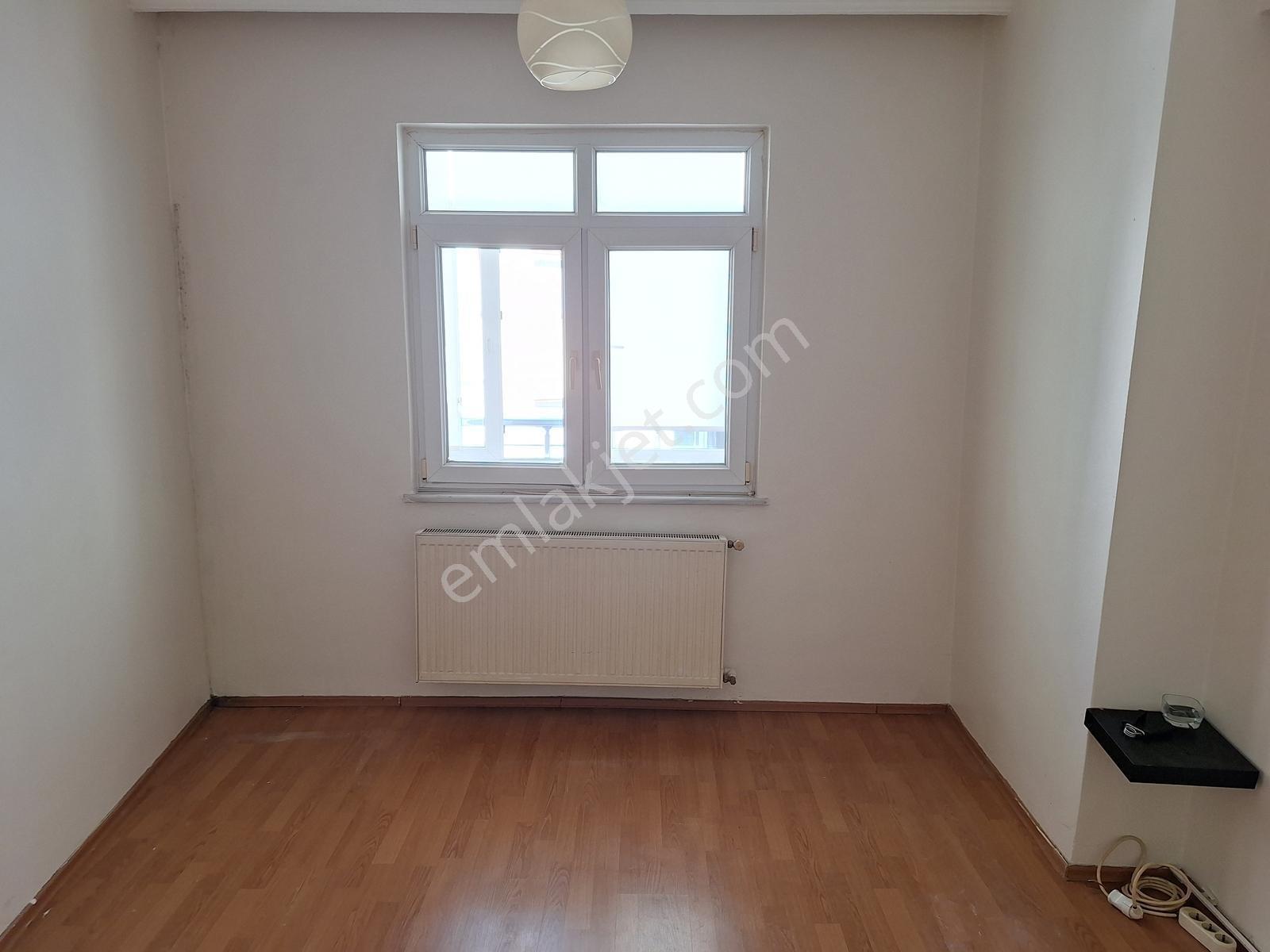 Eyüp Merkez Mahallesinde 3+1 Ferah Manzaralı Akkuzu G.menkulden! — fotoğraf 31