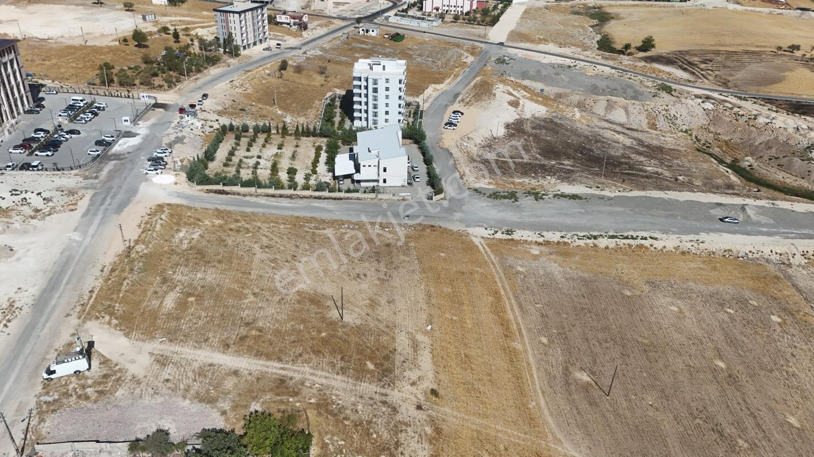 Hakev'den Yeni Adliyeye Karşısında Satılık Blok Yeri — fotoğraf 6