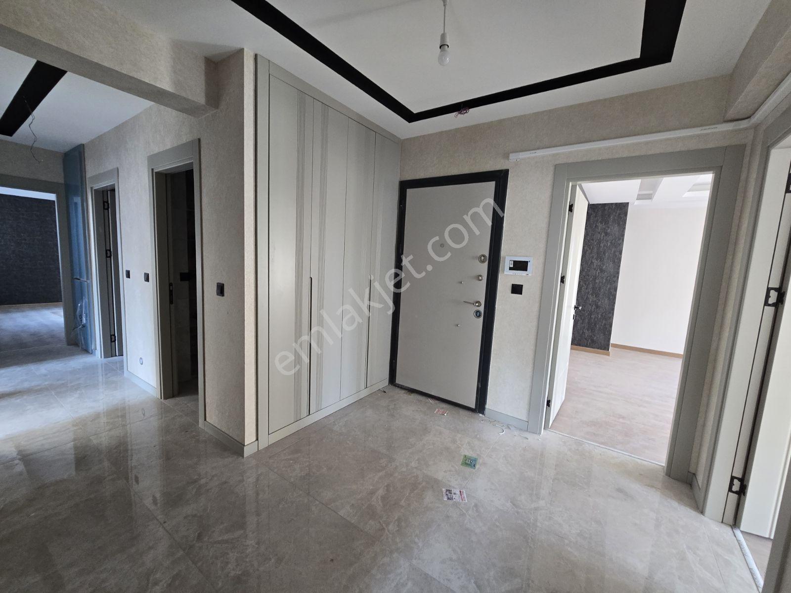 Altınoluk'da Satılık 4+1 Sıfır Daire — fotoğraf 3