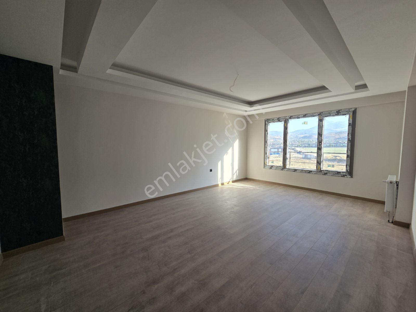 Altınoluk'da Satılık 4+1 Sıfır Daire — fotoğraf 4