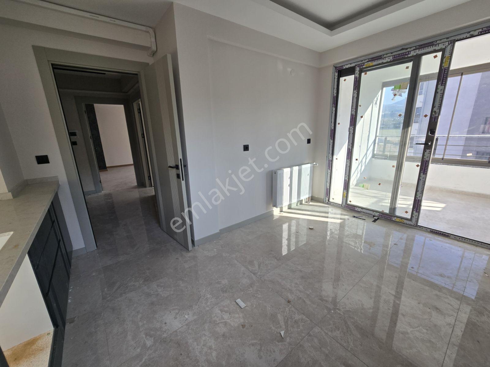 Altınoluk'da Satılık 4+1 Sıfır Daire — fotoğraf 9