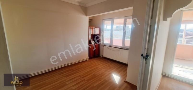 Asgodan Bakımlı Satılık Daire 2+1 — fotoğraf 9
