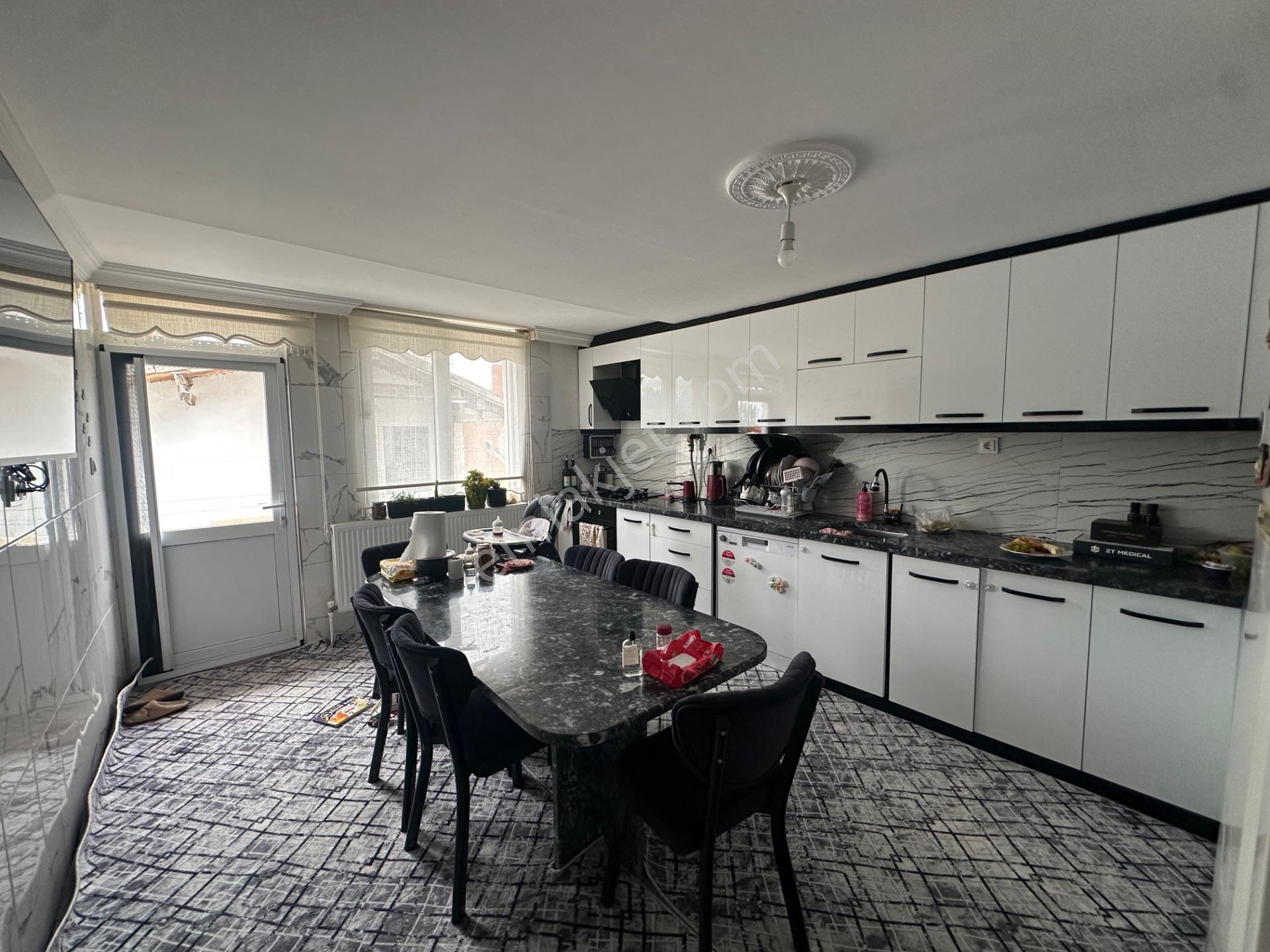 Atabey’de 263 M² Arsa İçerisinde 2 Ayrı Tapulu Müstakil Ev — fotoğraf 7