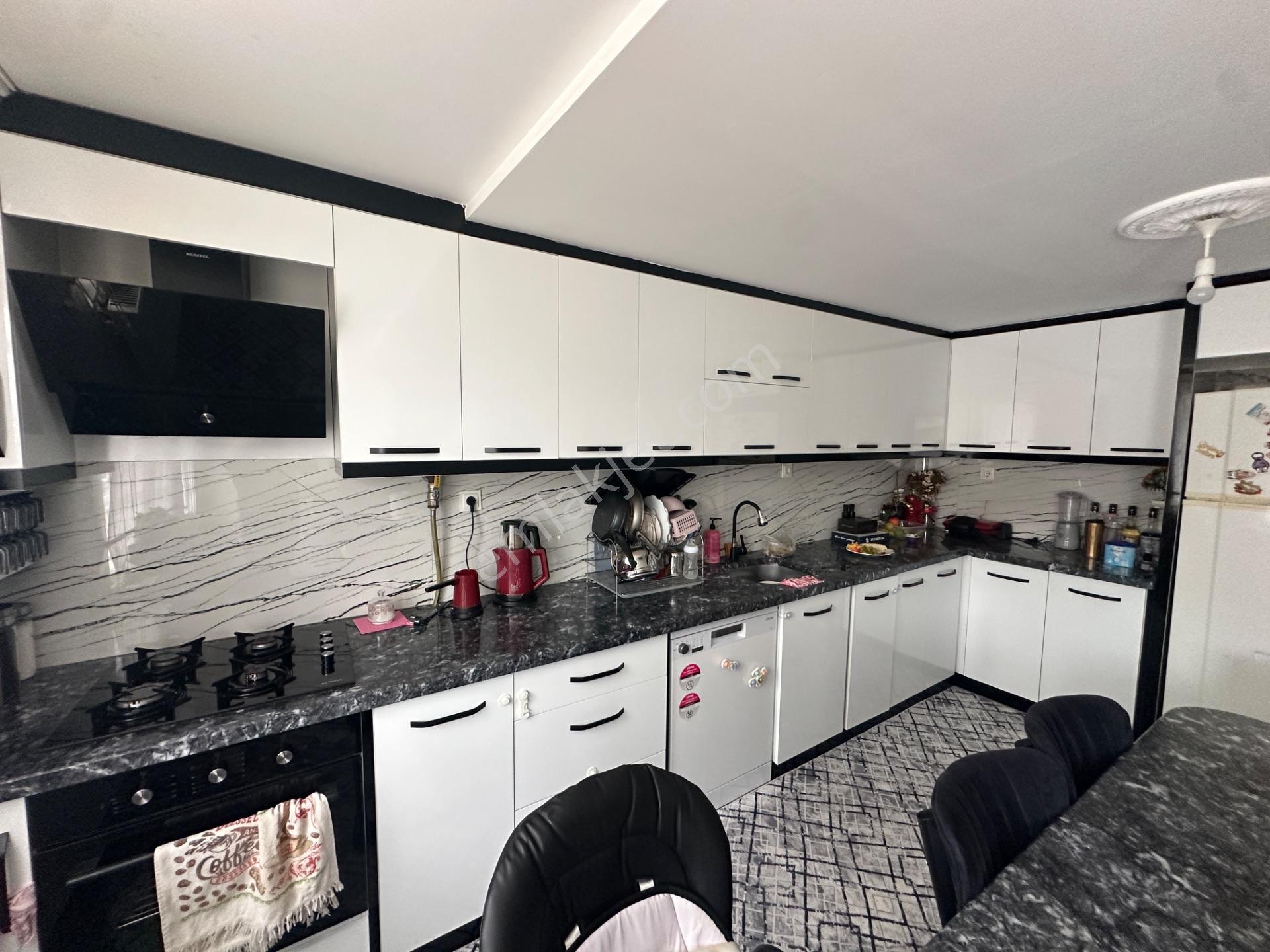 Atabey’de 263 M² Arsa İçerisinde 2 Ayrı Tapulu Müstakil Ev — fotoğraf 8