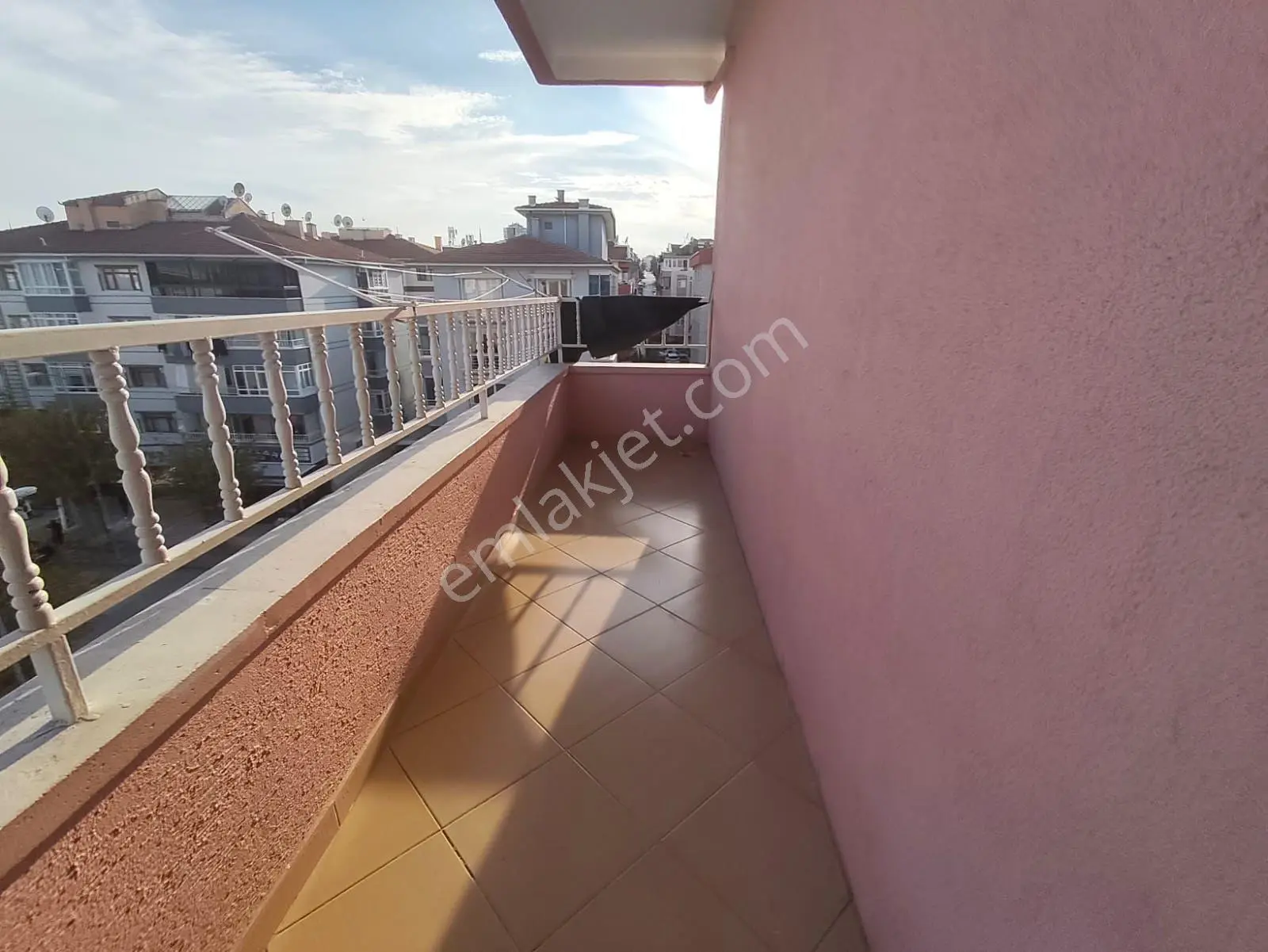 Yılmaz Gayrimenkulden Asansörlü Cadde Üzeri Masrafsız 3+1 Öncephe 3 Kat Satılık Daire Pazarlık Var — fotoğraf 34