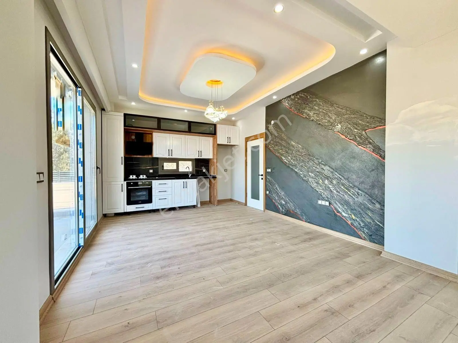 Ay Emlaktan Oksijen Deposu Zeytinli Kazdağlarında Doğa İle İç İçe Satılık 4+1 Lüks Müstakil Villa — fotoğraf 4