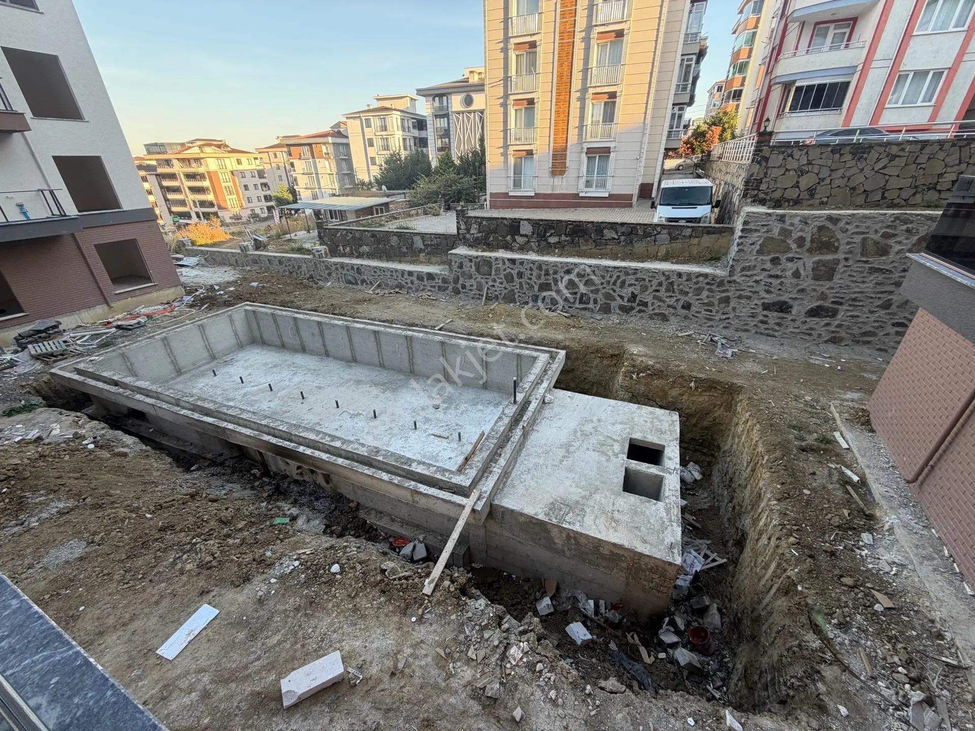 Tekirdağ Süleymanpaşa Hürriyet Mahallesi Satılık Sıfır 2+1 Daire Havuzlu — fotoğraf 3