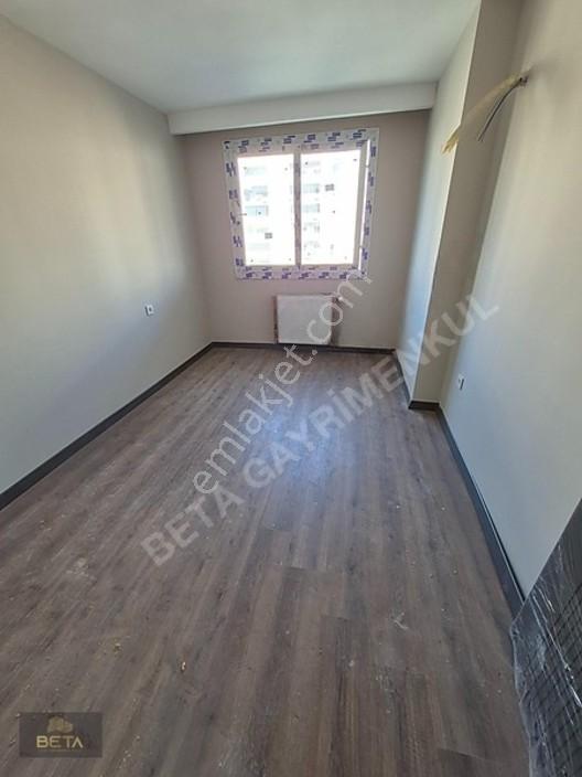 Kıyıboyunda Sosyal Donatılı Sitede Havuz Manzaralı Lüx 3+1 Daire — fotoğraf 12