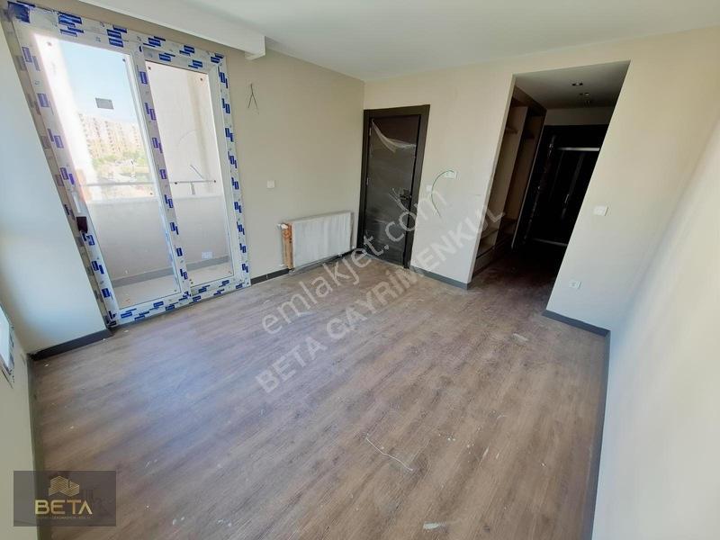 Kıyıboyunda Sosyal Donatılı Sitede Havuz Manzaralı Lüx 3+1 Daire — fotoğraf 19
