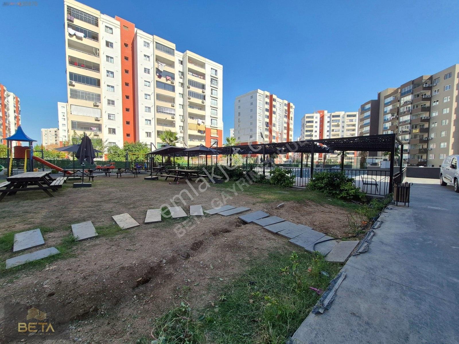 Kıyıboyunda Sosyal Donatılı Sitede Havuz Manzaralı Lüx 3+1 Daire — fotoğraf 35