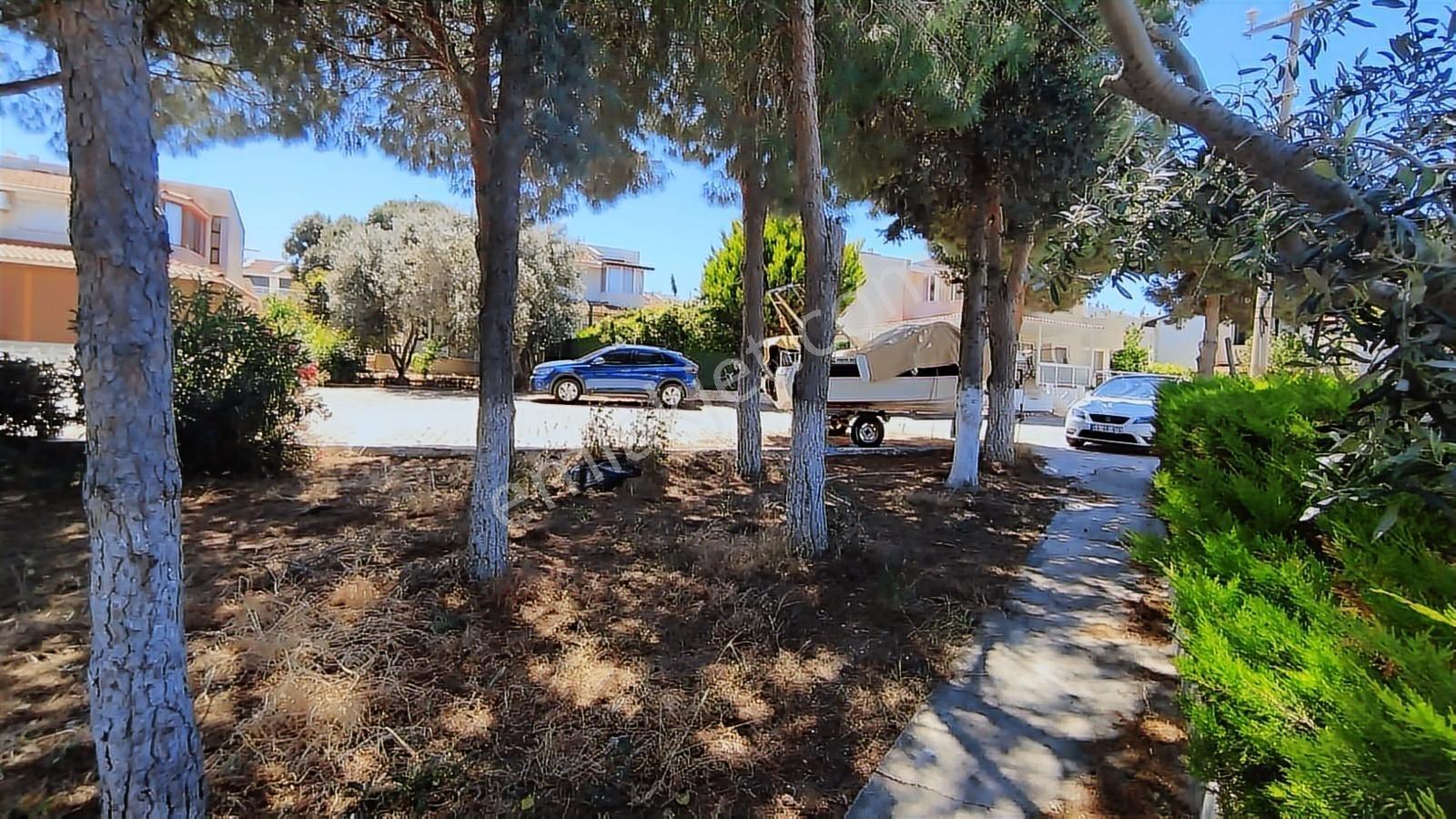 Çeşme Burcu Sitesinde Full Tadilatlı Büyük Bahçeli 3+1 Villa!!! — fotoğraf 10