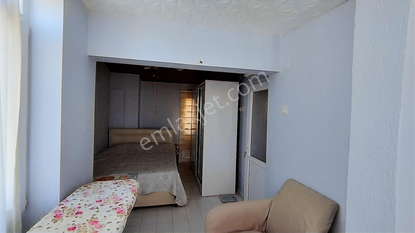 Çeşme Burcu Sitesinde Full Tadilatlı Büyük Bahçeli 3+1 Villa!!! — fotoğraf 23