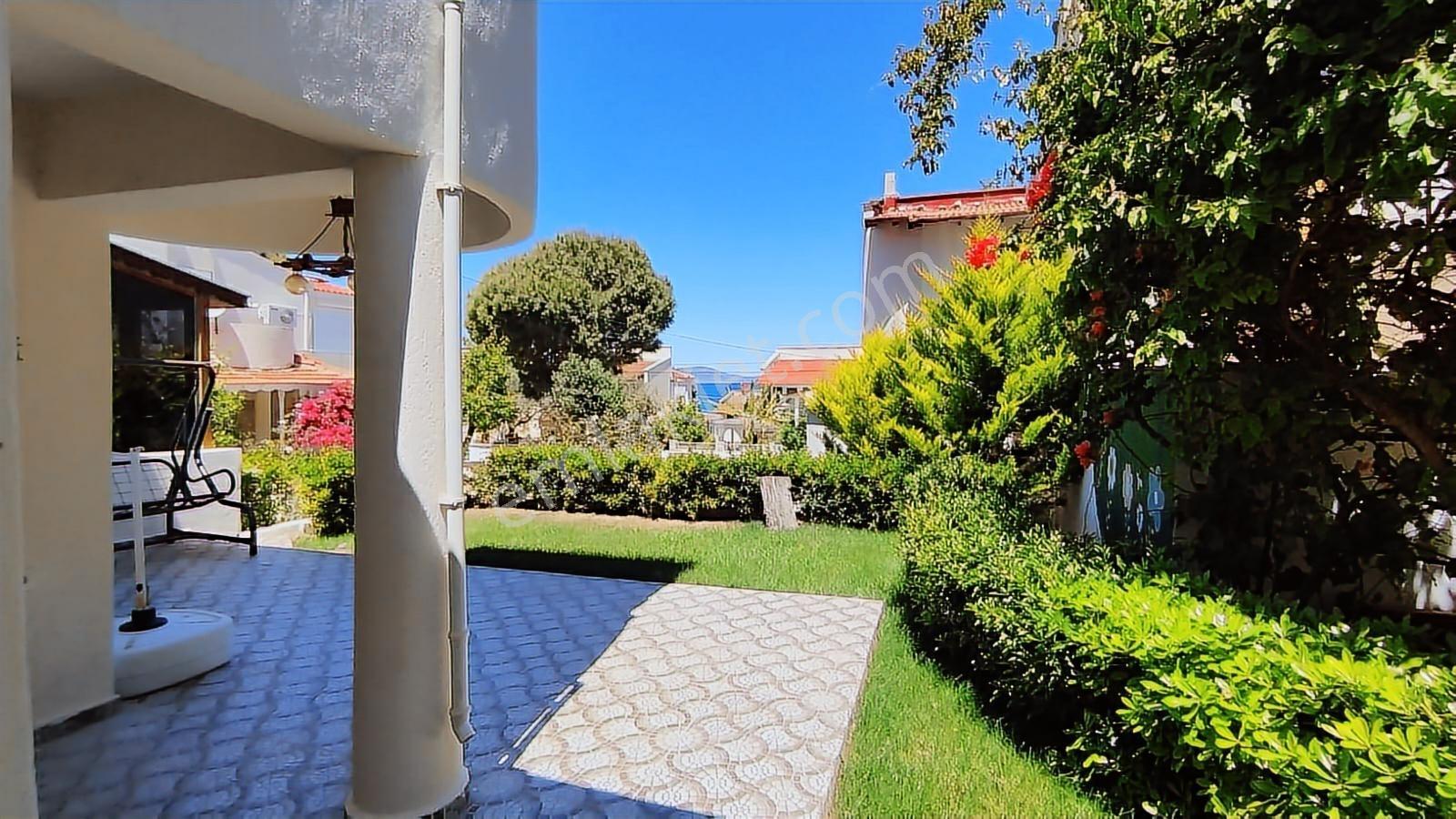 Çeşme Burcu Sitesinde Full Tadilatlı Büyük Bahçeli 3+1 Villa!!! — fotoğraf 31