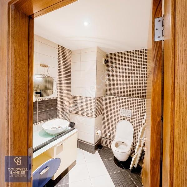 Çukurambar Mahallesinde Cadde Üstünde 3+1 Ada Mutfaklı 189m2 Net — fotoğraf 13