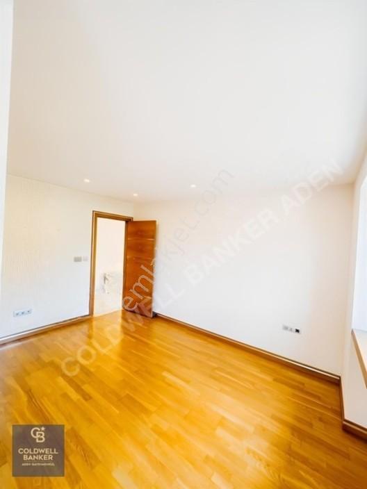 Çukurambar Mahallesinde Cadde Üstünde 3+1 Ada Mutfaklı 189m2 Net — fotoğraf 19