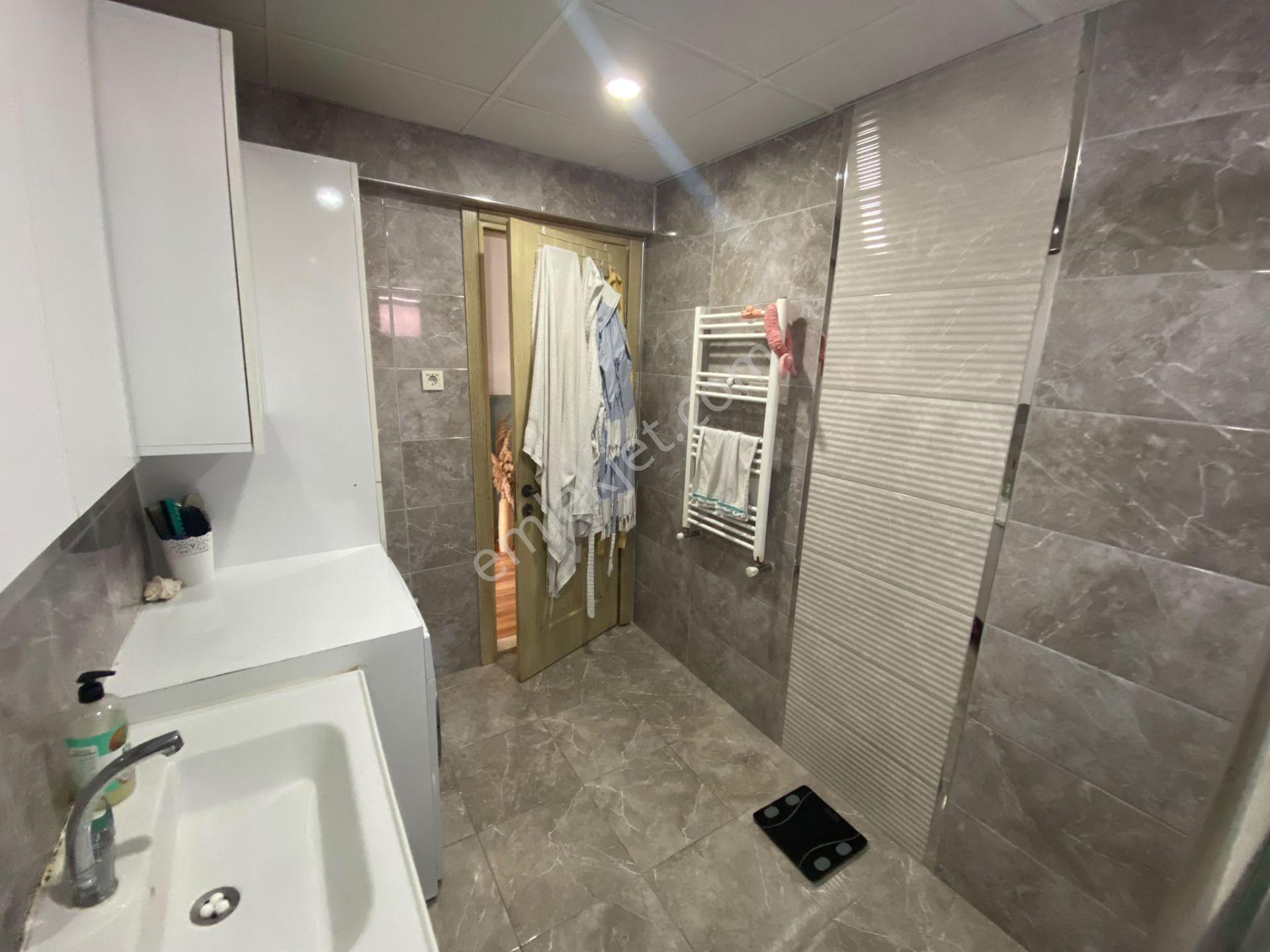 Acill Buca İşçievleri Barış Mah.de 3+1 130m2 Dgazlı Üç Cepheli Havadar Ferah Satılık Daire — fotoğraf 21