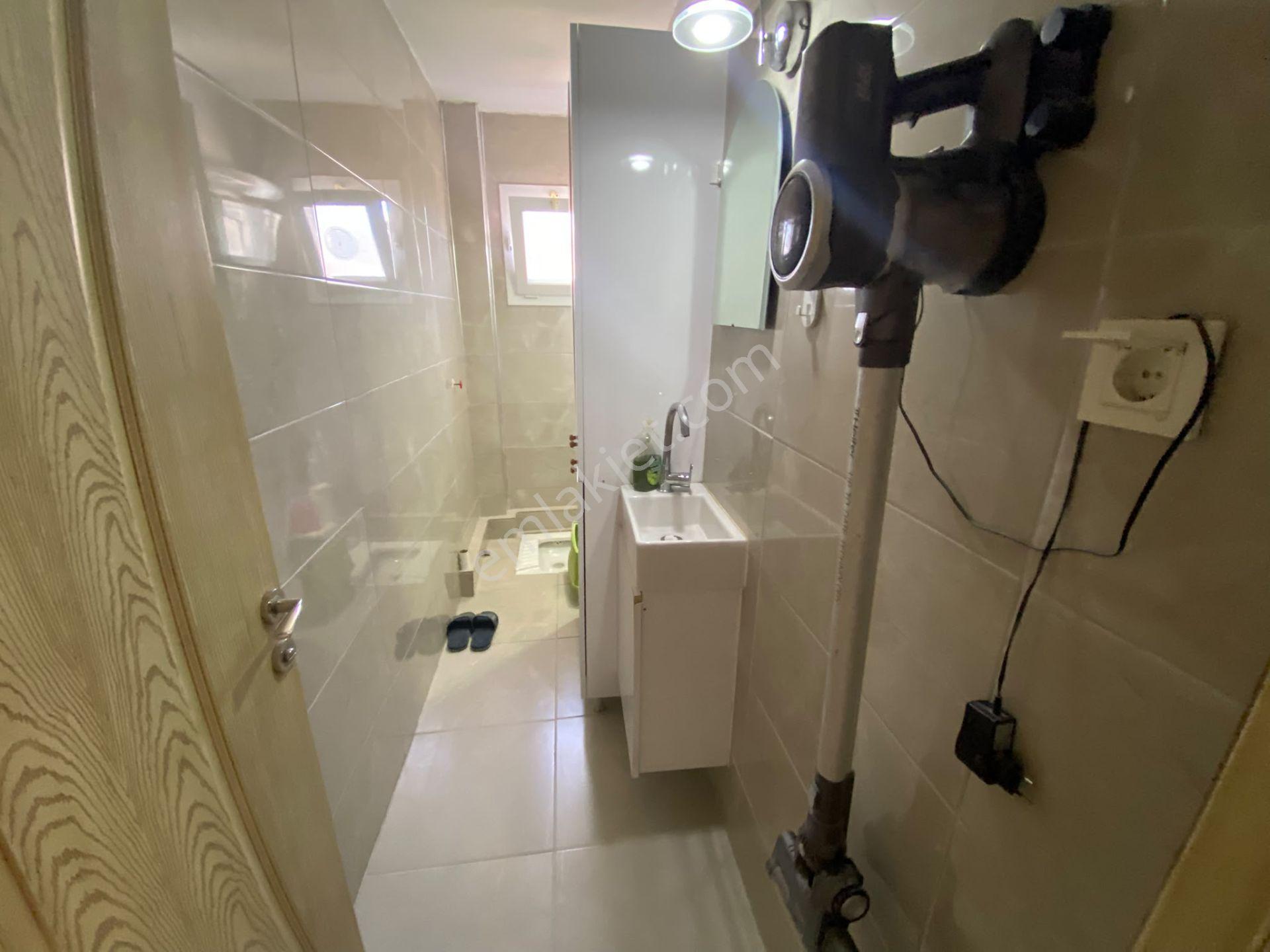 Acill Buca İşçievleri Barış Mah.de 3+1 130m2 Dgazlı Üç Cepheli Havadar Ferah Satılık Daire — fotoğraf 26
