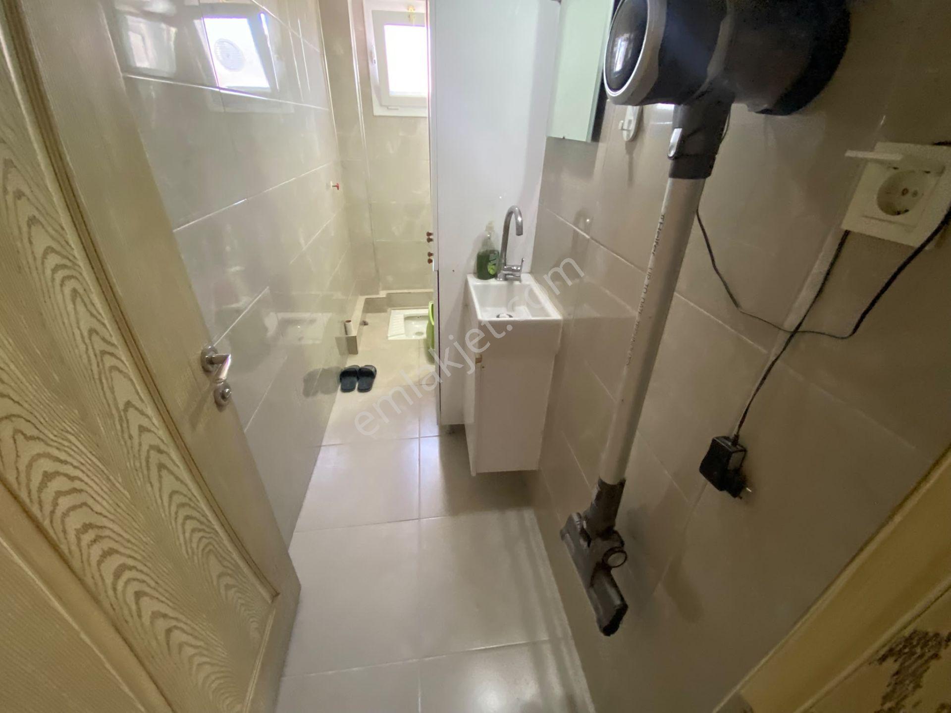 Acill Buca İşçievleri Barış Mah.de 3+1 130m2 Dgazlı Üç Cepheli Havadar Ferah Satılık Daire — fotoğraf 27