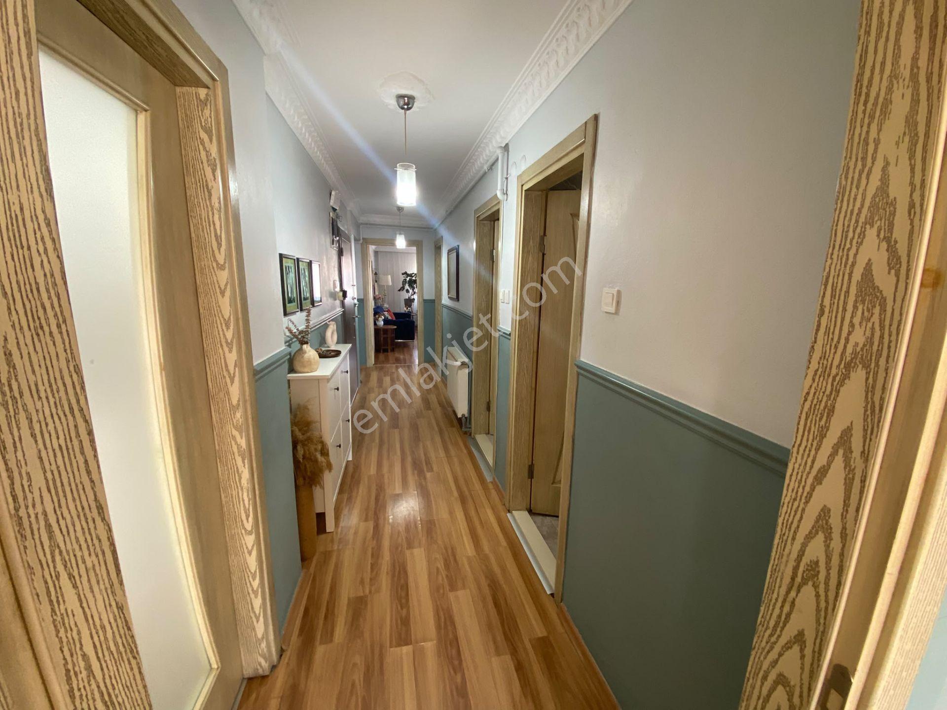 Acill Buca İşçievleri Barış Mah.de 3+1 130m2 Dgazlı Üç Cepheli Havadar Ferah Satılık Daire — fotoğraf 29