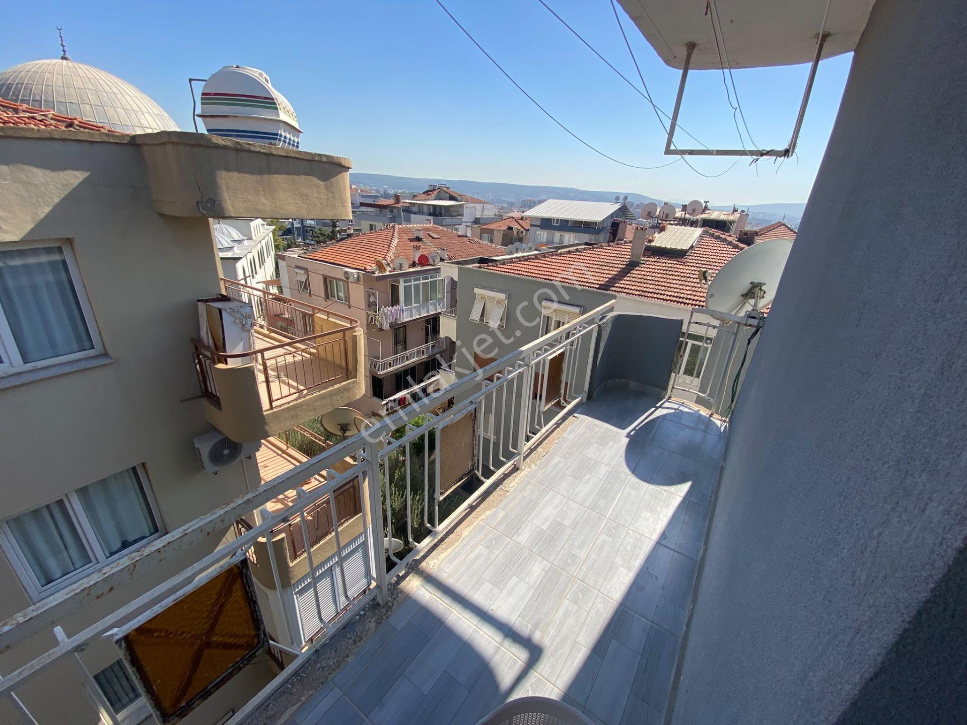 Acill Buca İşçievleri Barış Mah.de 3+1 130m2 Dgazlı Üç Cepheli Havadar Ferah Satılık Daire — fotoğraf 31
