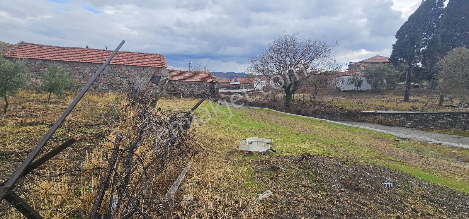Bahçedere Köyünde Ruhsatı Alınmış İmarlı Arsa — fotoğraf 6