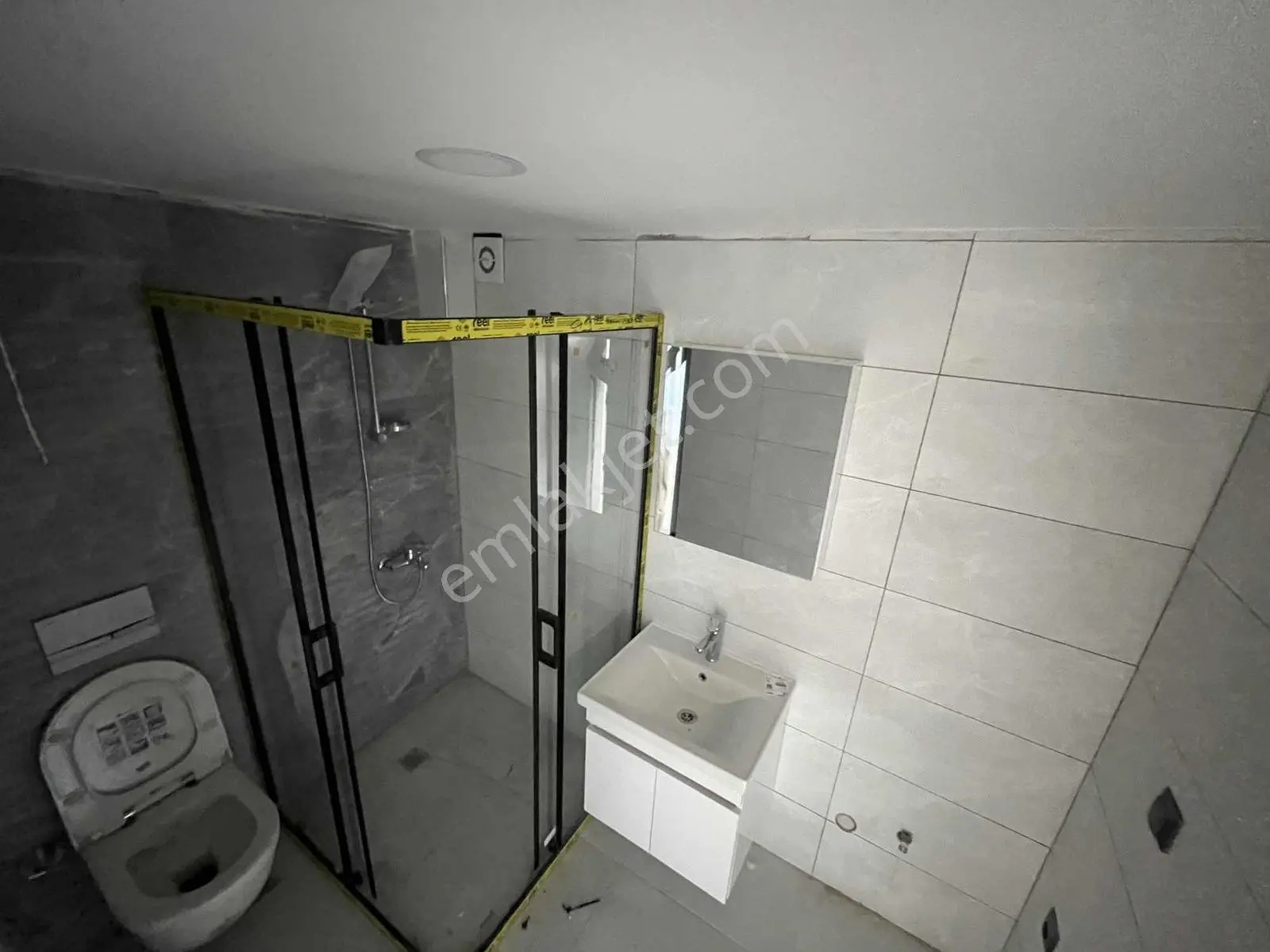 Özlüce'de Oturuma Hazır Satılık 2+1 Daire — fotoğraf 3