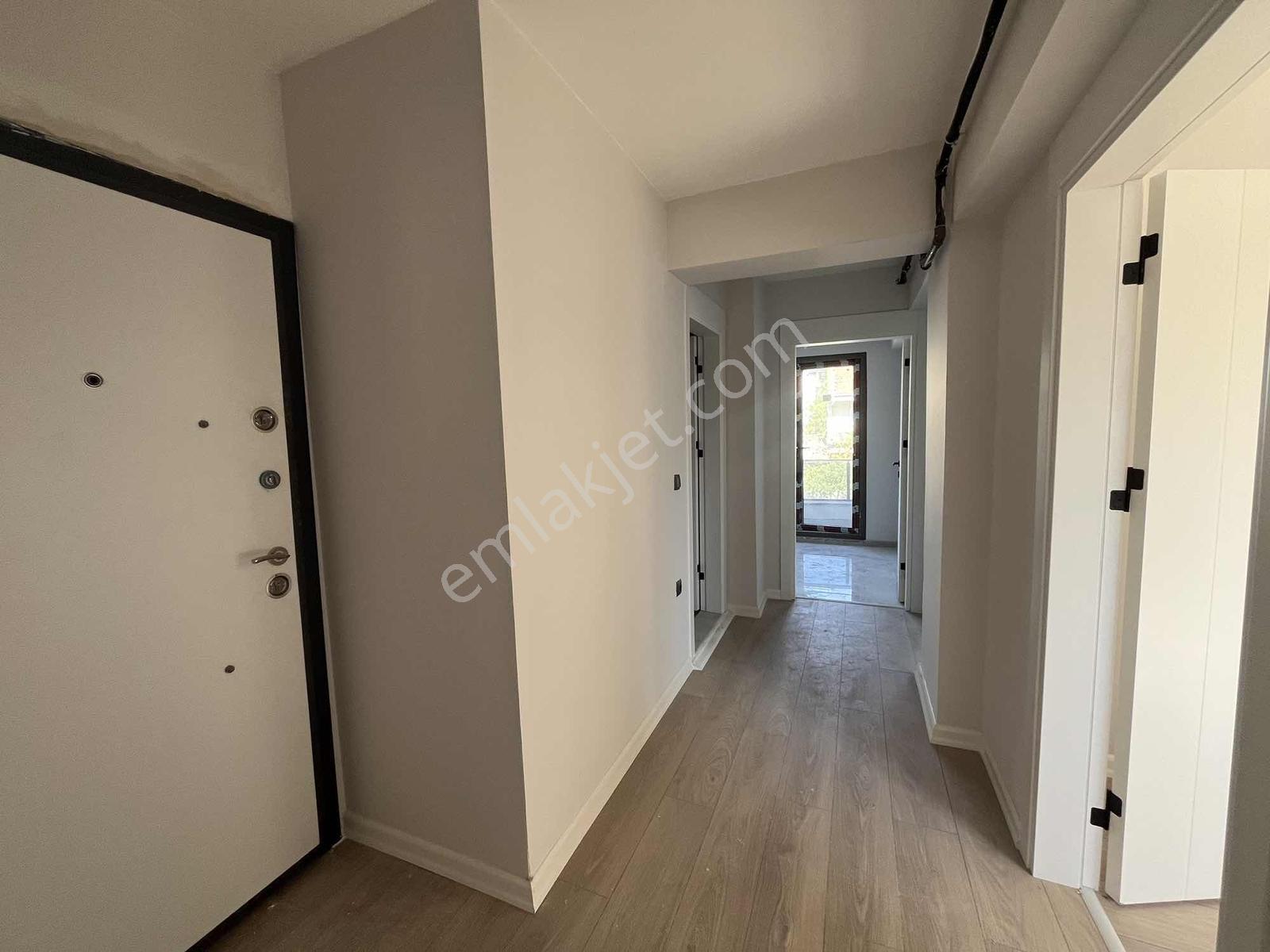 Özlüce'de Oturuma Hazır Satılık 2+1 Daire — fotoğraf 23