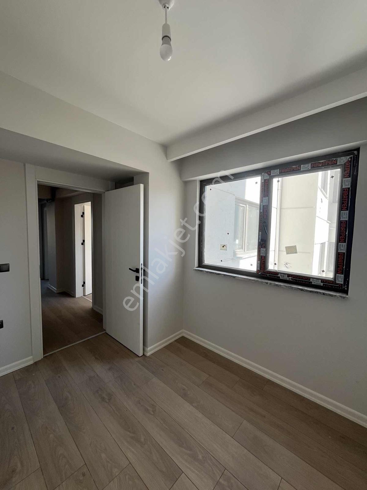 Özlüce'de Oturuma Hazır Satılık 2+1 Daire — fotoğraf 24