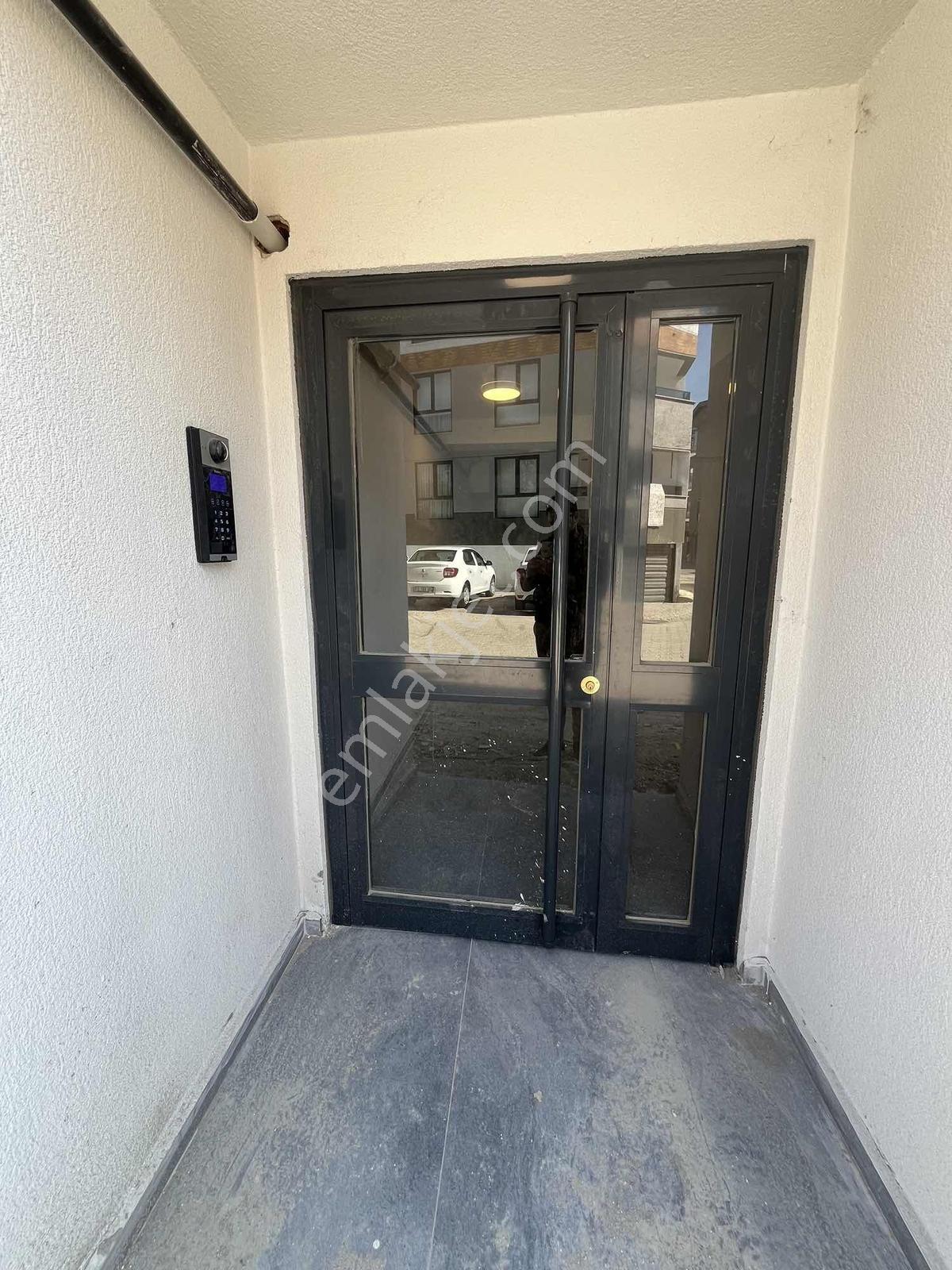 Özlüce'de Oturuma Hazır Satılık 2+1 Daire — fotoğraf 28