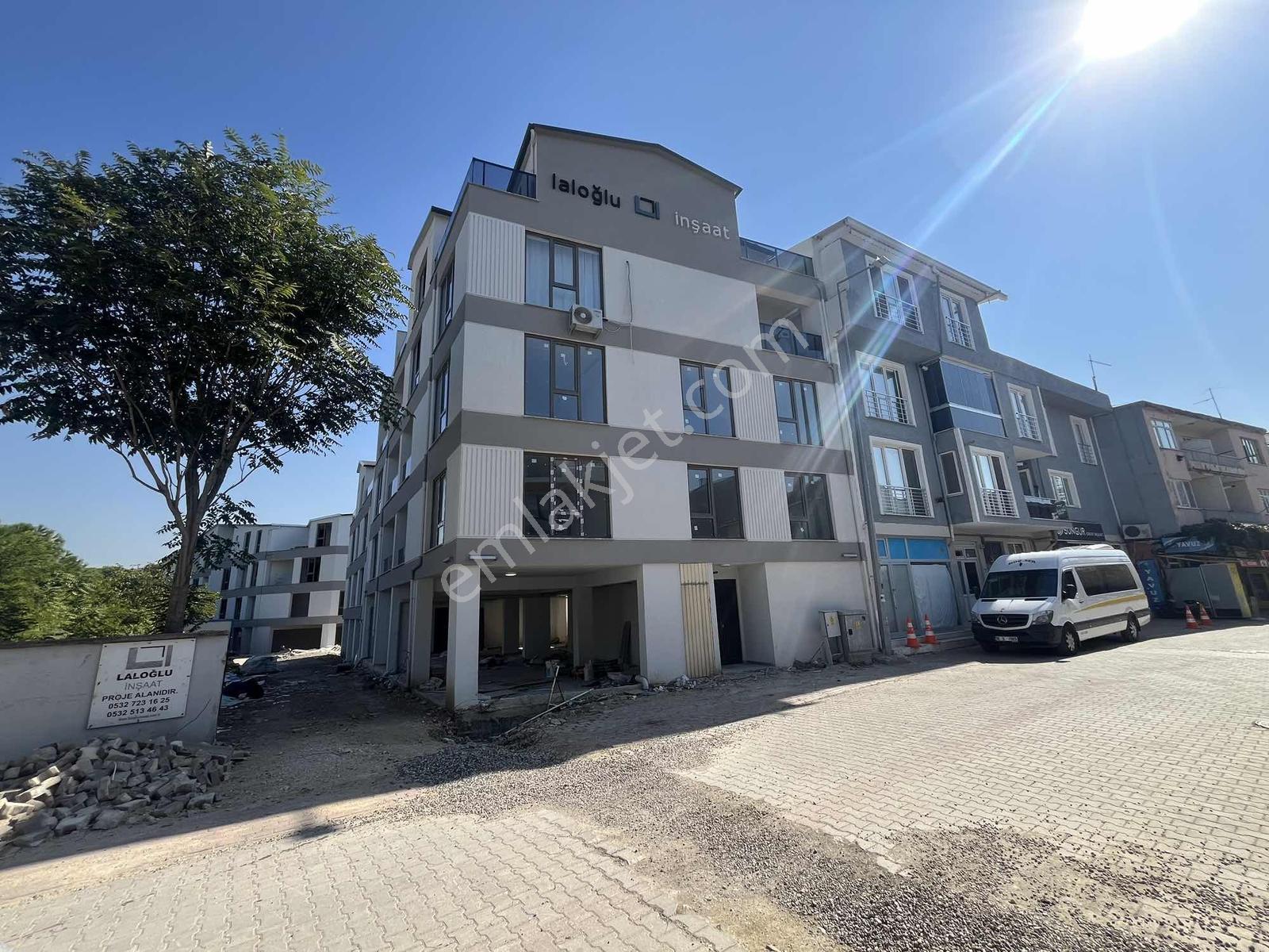 Özlüce'de Oturuma Hazır Satılık 2+1 Daire — fotoğraf 29
