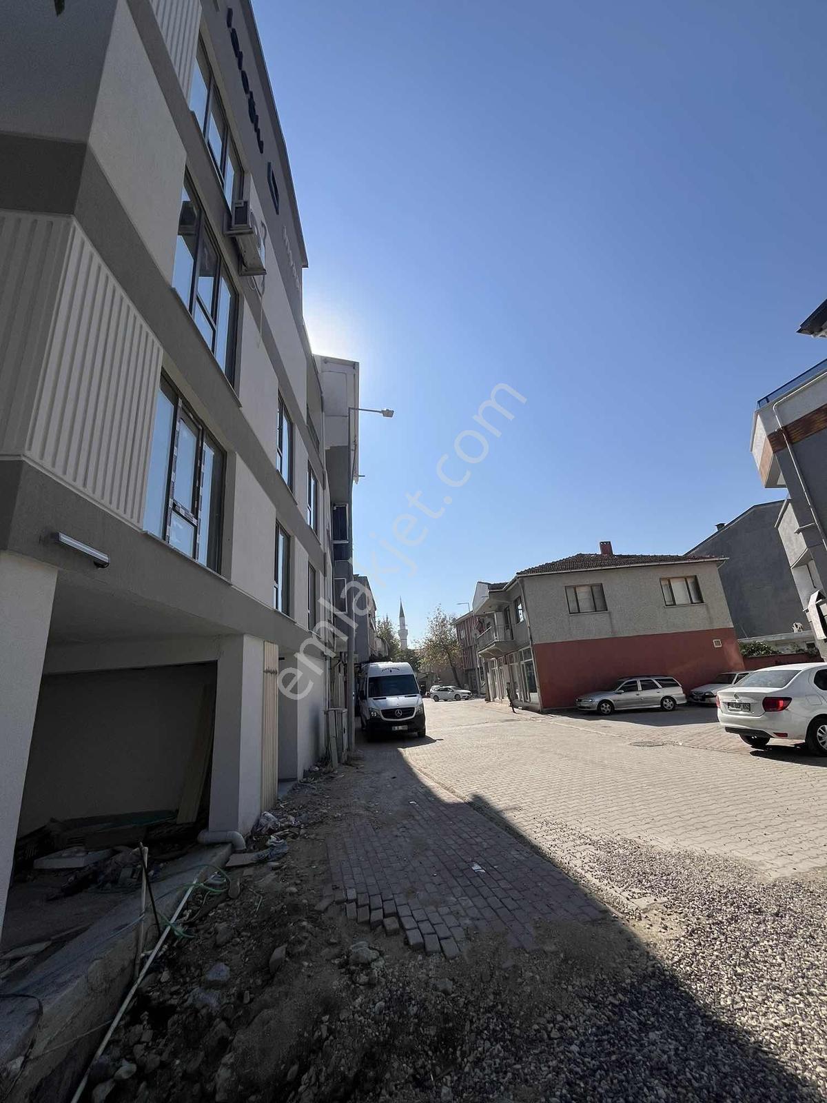 Özlüce'de Oturuma Hazır Satılık 2+1 Daire — fotoğraf 31