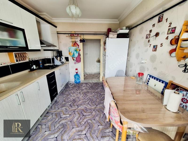 Elvankent Topçu'da Önü Açık Manzaralı Geniş Satılık 3+1 Daire — fotoğraf 4