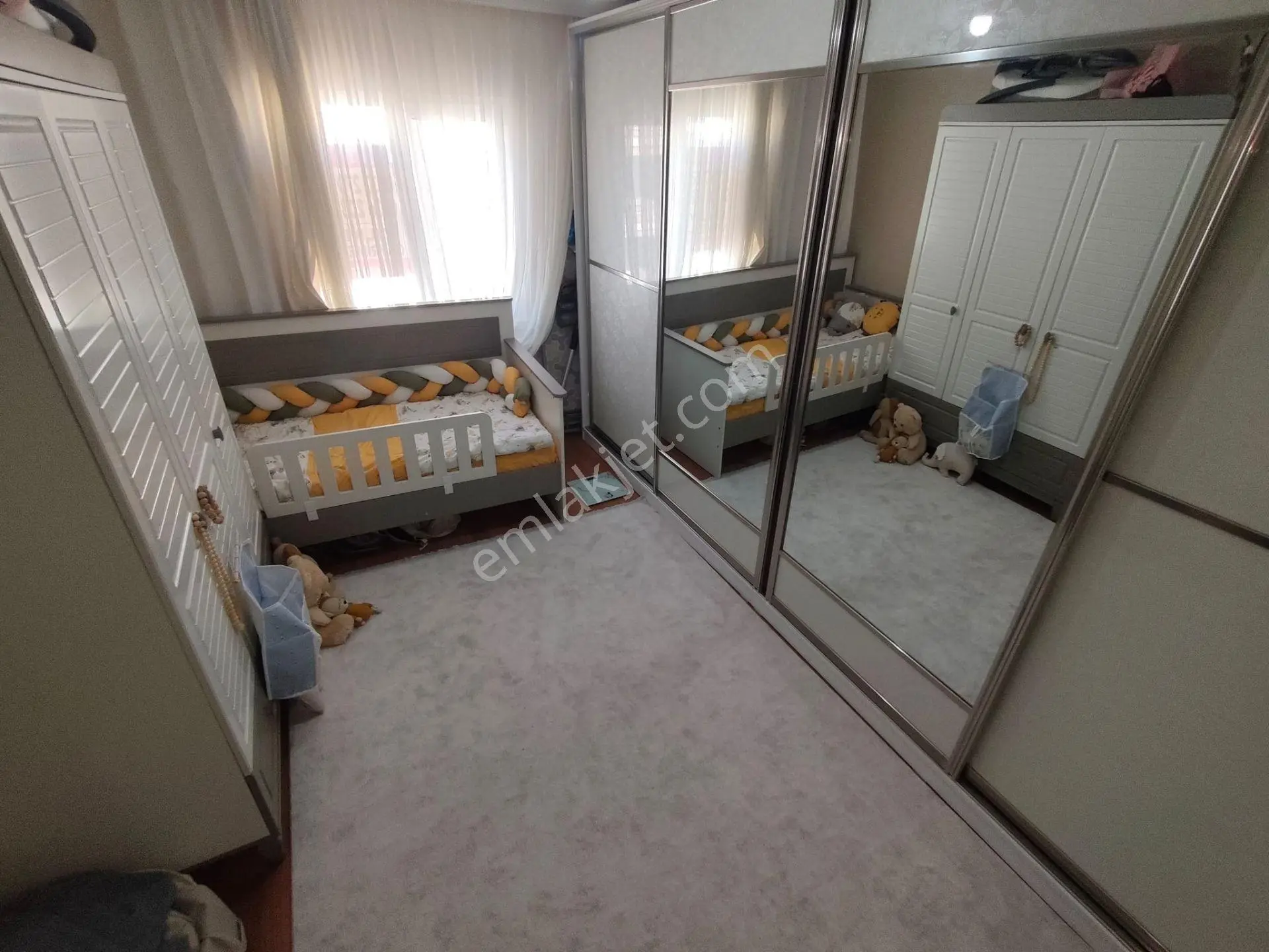 Yılmaz Gayrimenkul Den Atatürk Mah 3+1 Arakatta 135m2 Lüx Yapılı Köşe Başı Kök Tapu Daire — fotoğraf 4