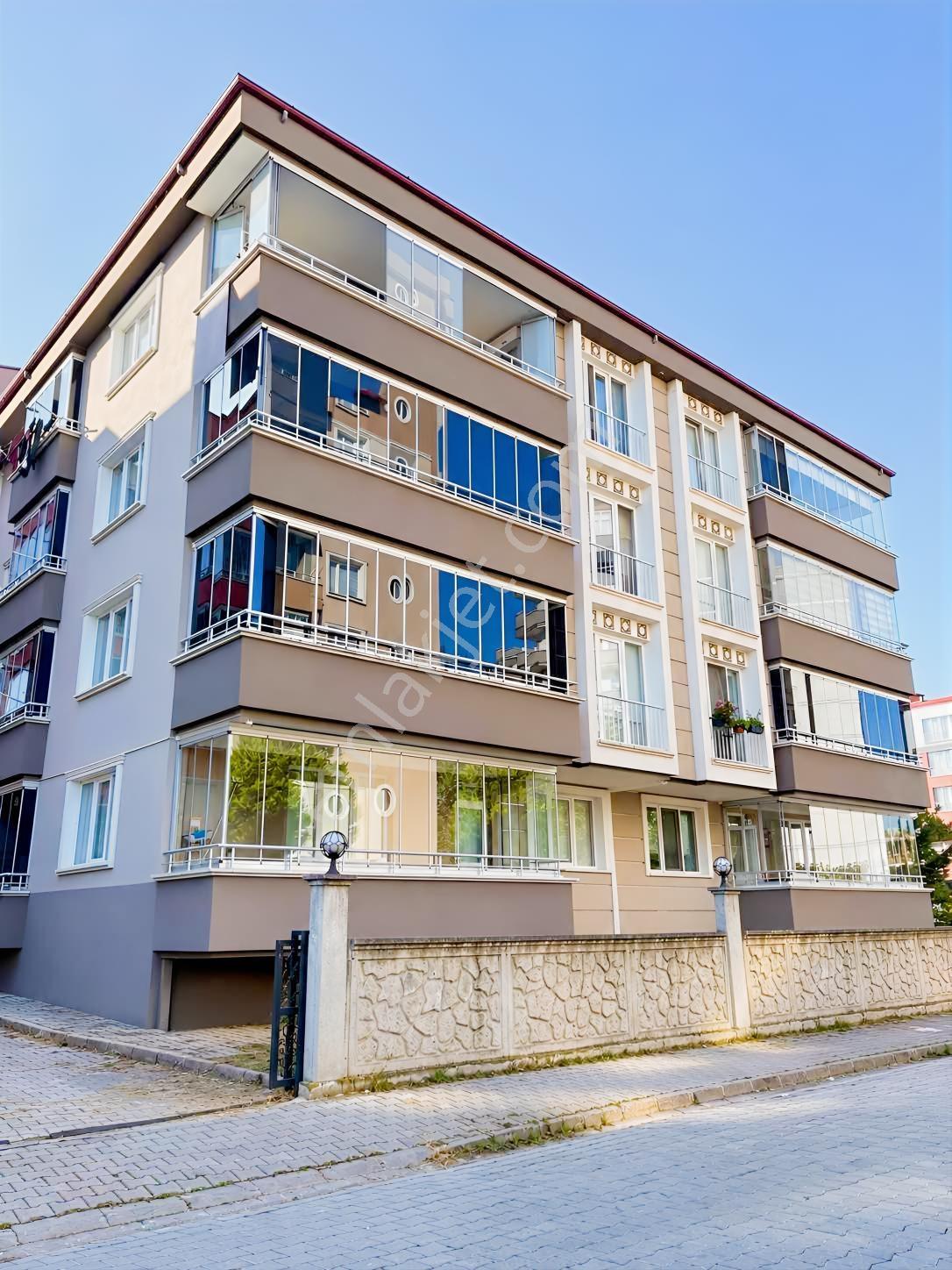 Rw Betadan Yüksel Sitesinde Satılık Daire