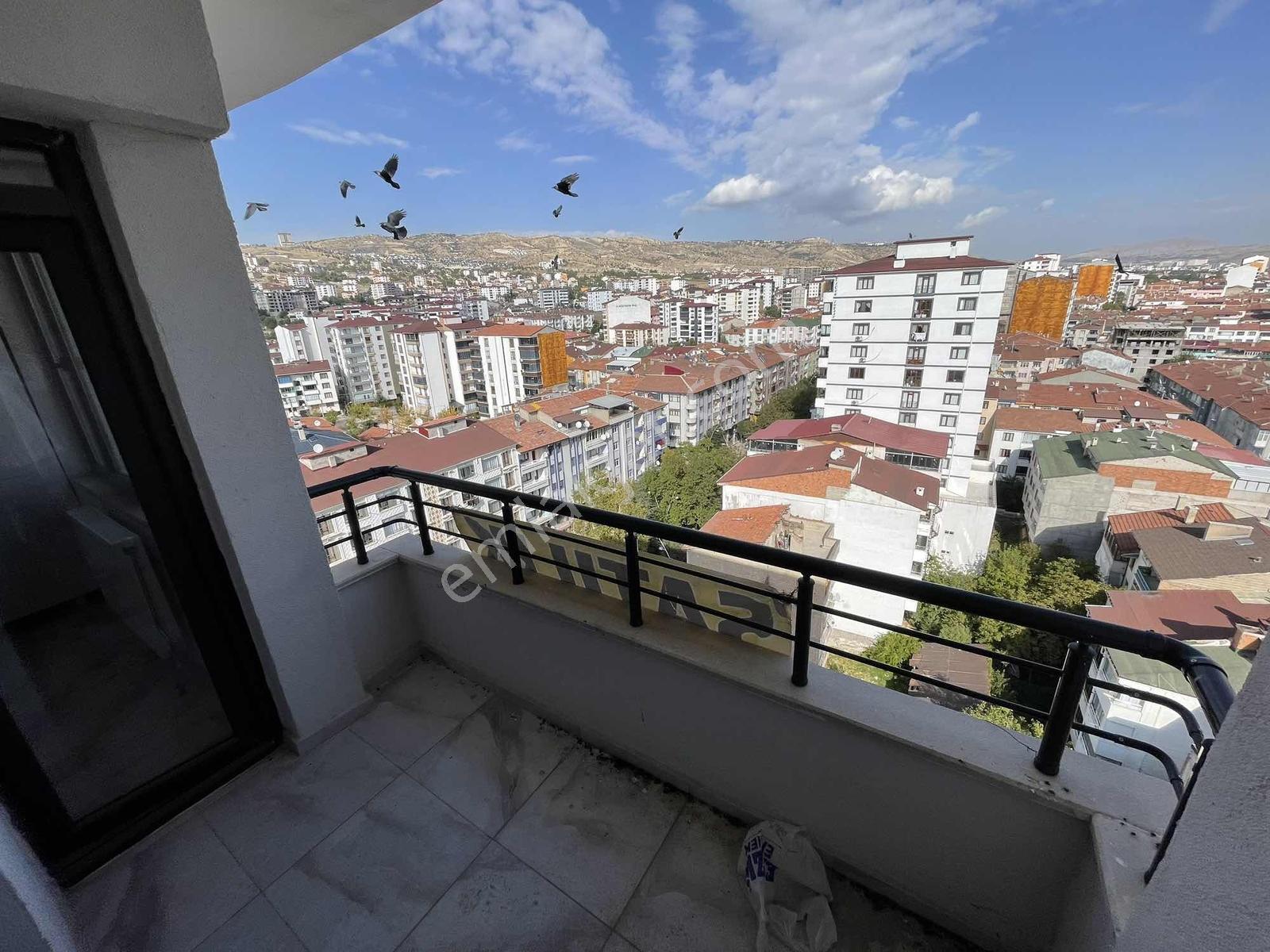 [ema]y.emre Blv. Yola Sıfır Manzaralı Fırsat Daire — fotoğraf 4