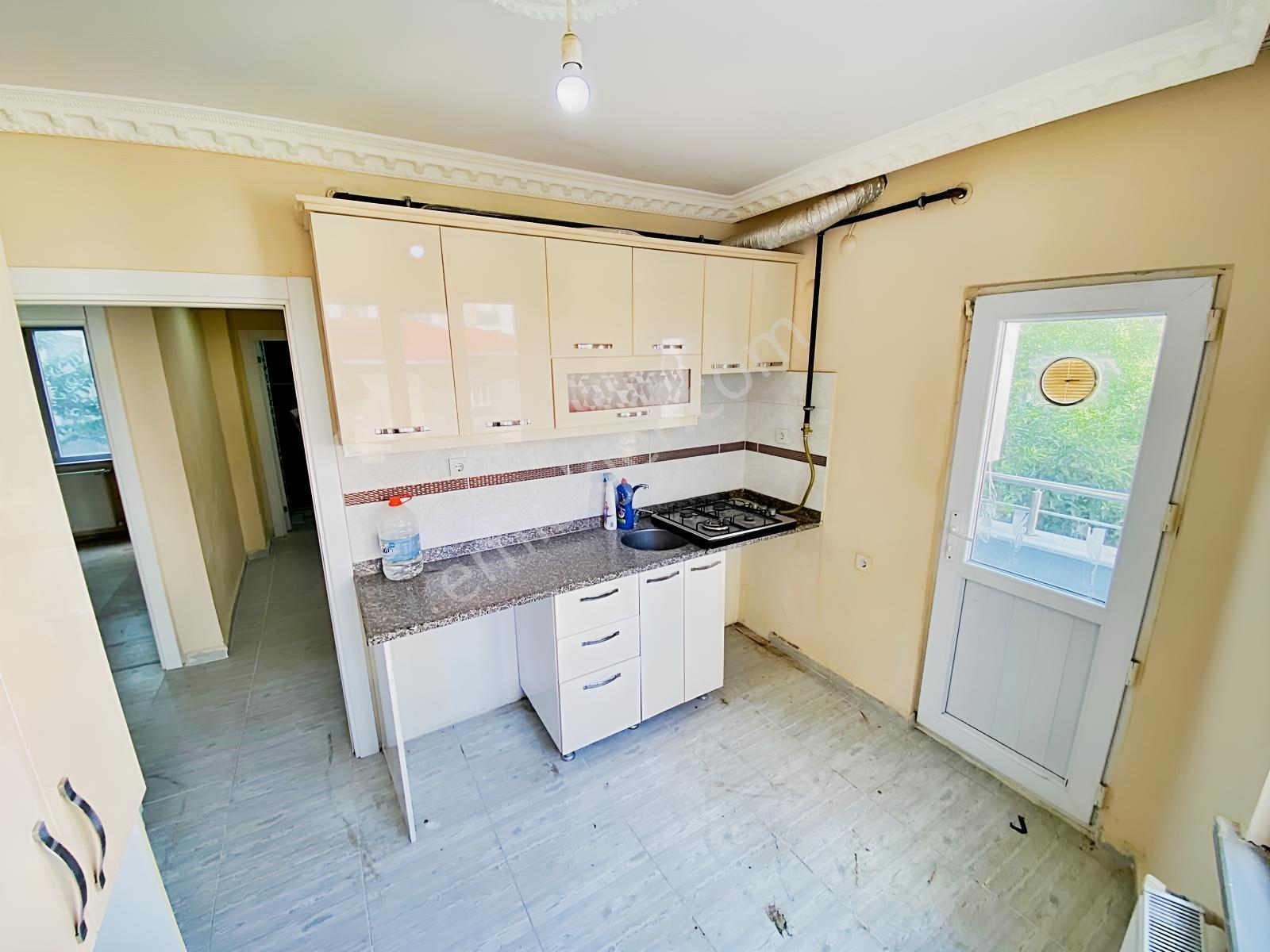 Az-er Yapı'dan Ara Kat 90m2 İskanlı Kombili Satılık 2+1 Daire!!! — fotoğraf 6