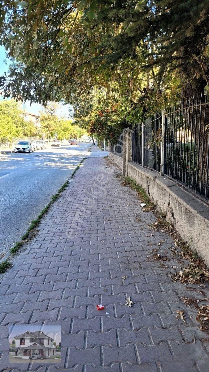 Genç Emlaktan Örnek Mahallesinde Site İçi Meclis Bloklarında Satılık 3+1 Daire — fotoğraf 10