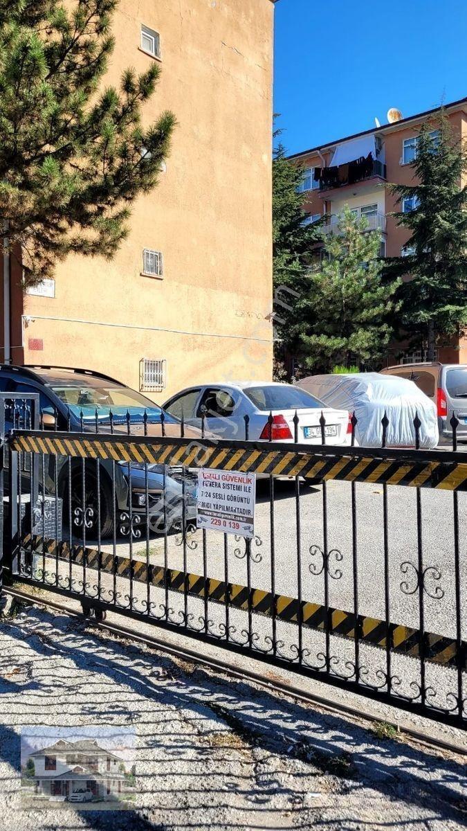 Genç Emlaktan Örnek Mahallesinde Site İçi Meclis Bloklarında Satılık 3+1 Daire — fotoğraf 14