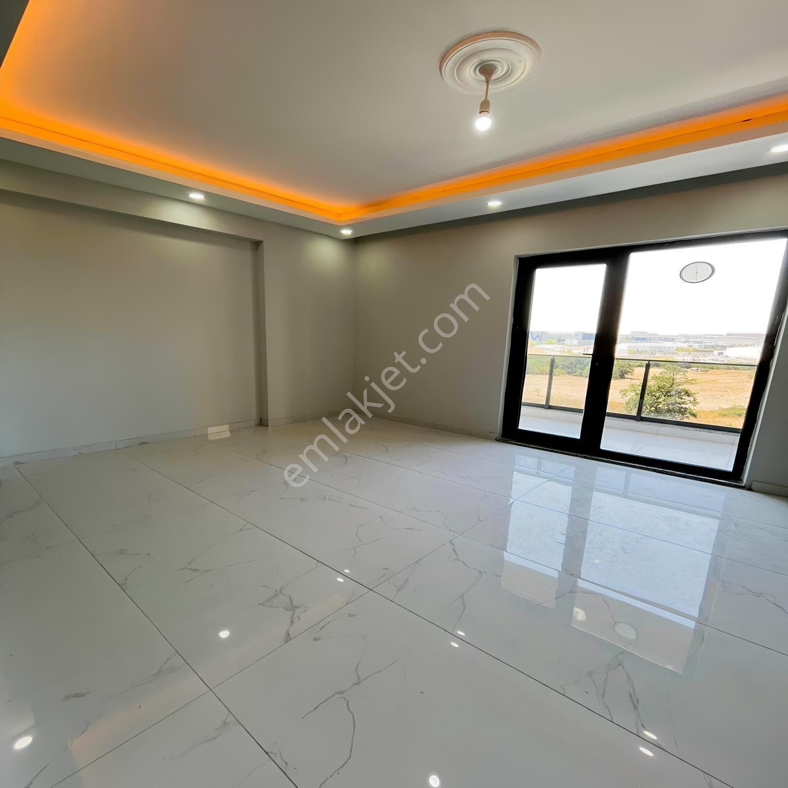 Yuvakuran'dan Center Avm Bölgesinde Lüx Havuzlu Site İçinde 1+1 — fotoğraf 3