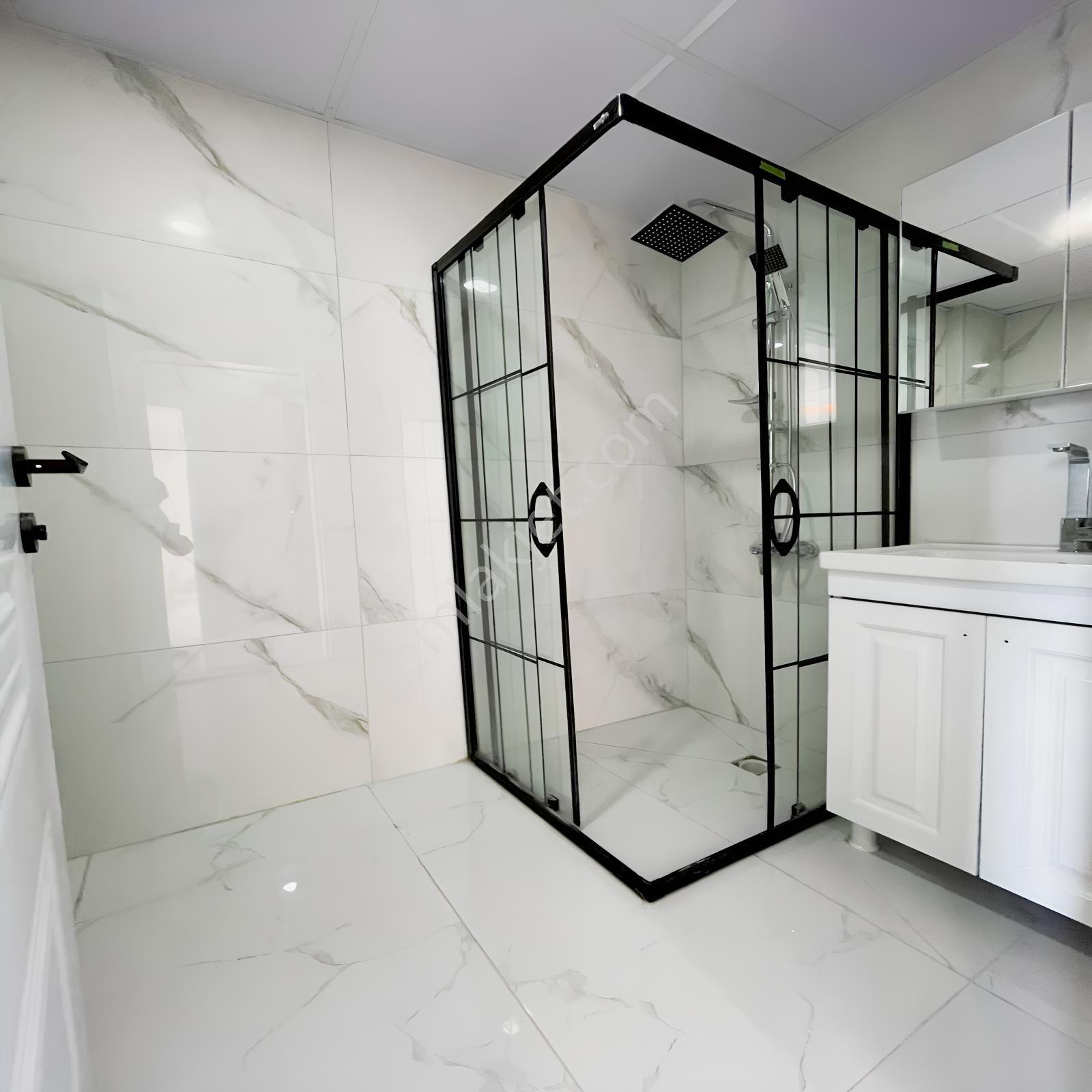 Yuvakuran'dan Center Avm Bölgesinde Lüx Havuzlu Site İçinde 1+1 — fotoğraf 9