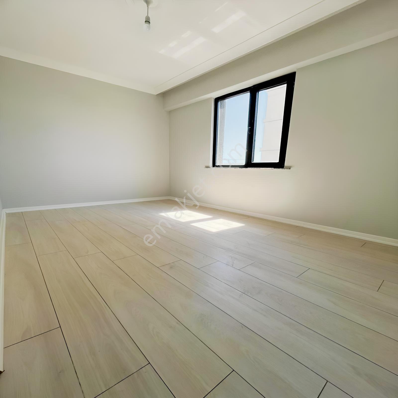 Yuvakuran'dan Center Avm Bölgesinde Lüx Havuzlu Site İçinde 1+1 — fotoğraf 17