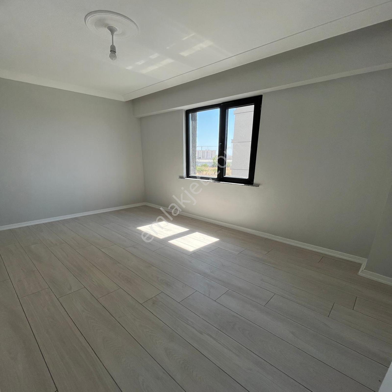 Yuvakuran'dan Center Avm Bölgesinde Lüx Havuzlu Site İçinde 1+1 — fotoğraf 18