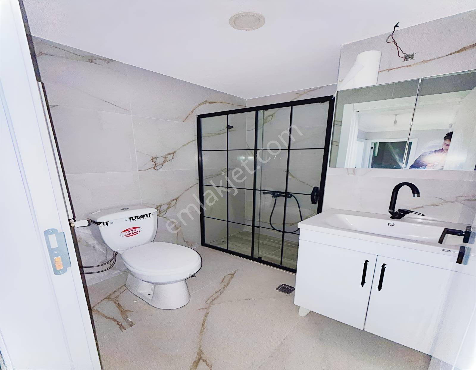 Beylikdüzü Arena'dan Yeşilkent Mahallesinde 2+1 Satılık Daire — fotoğraf 8