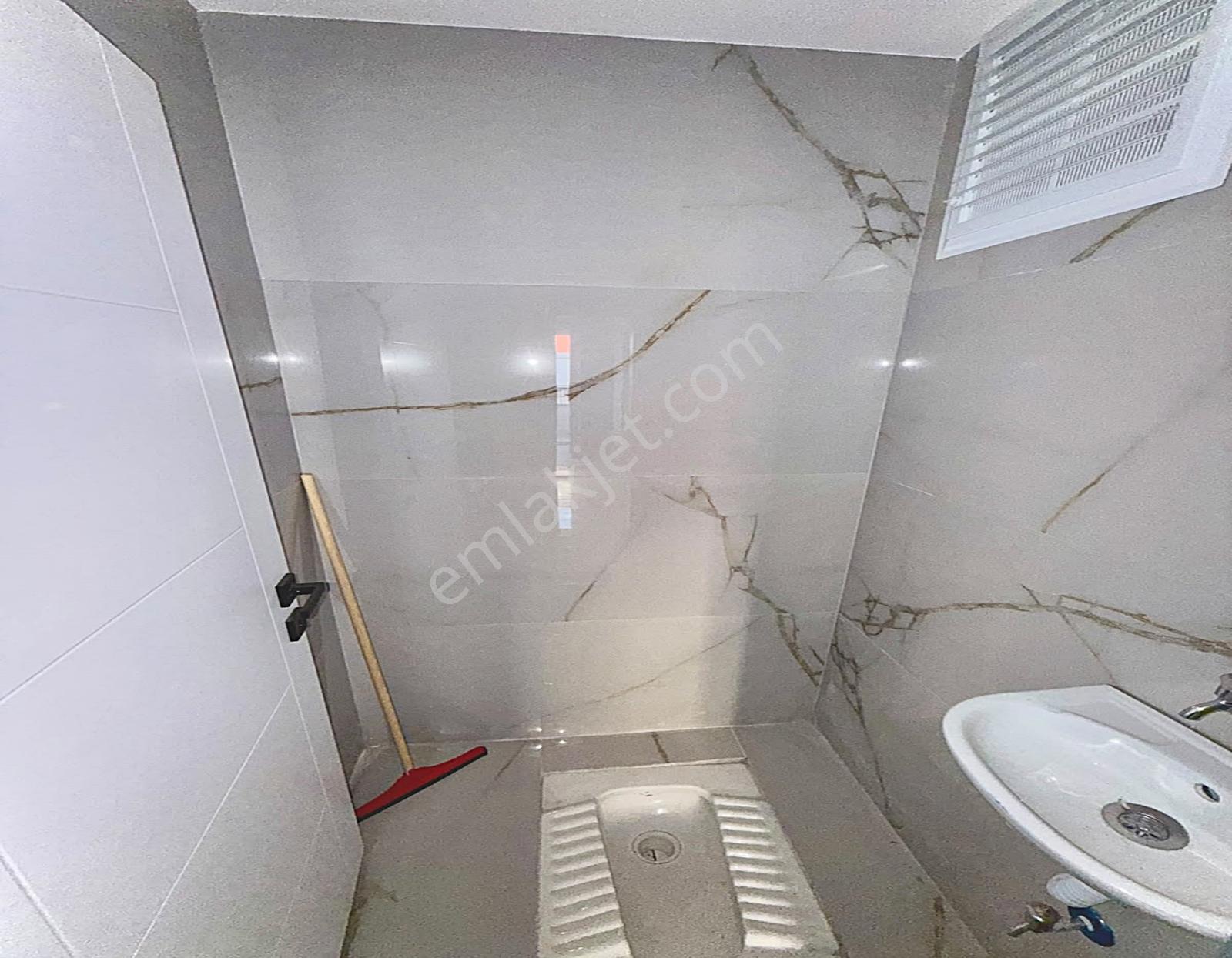 Beylikdüzü Arena'dan Yeşilkent Mahallesinde 2+1 Satılık Daire — fotoğraf 21